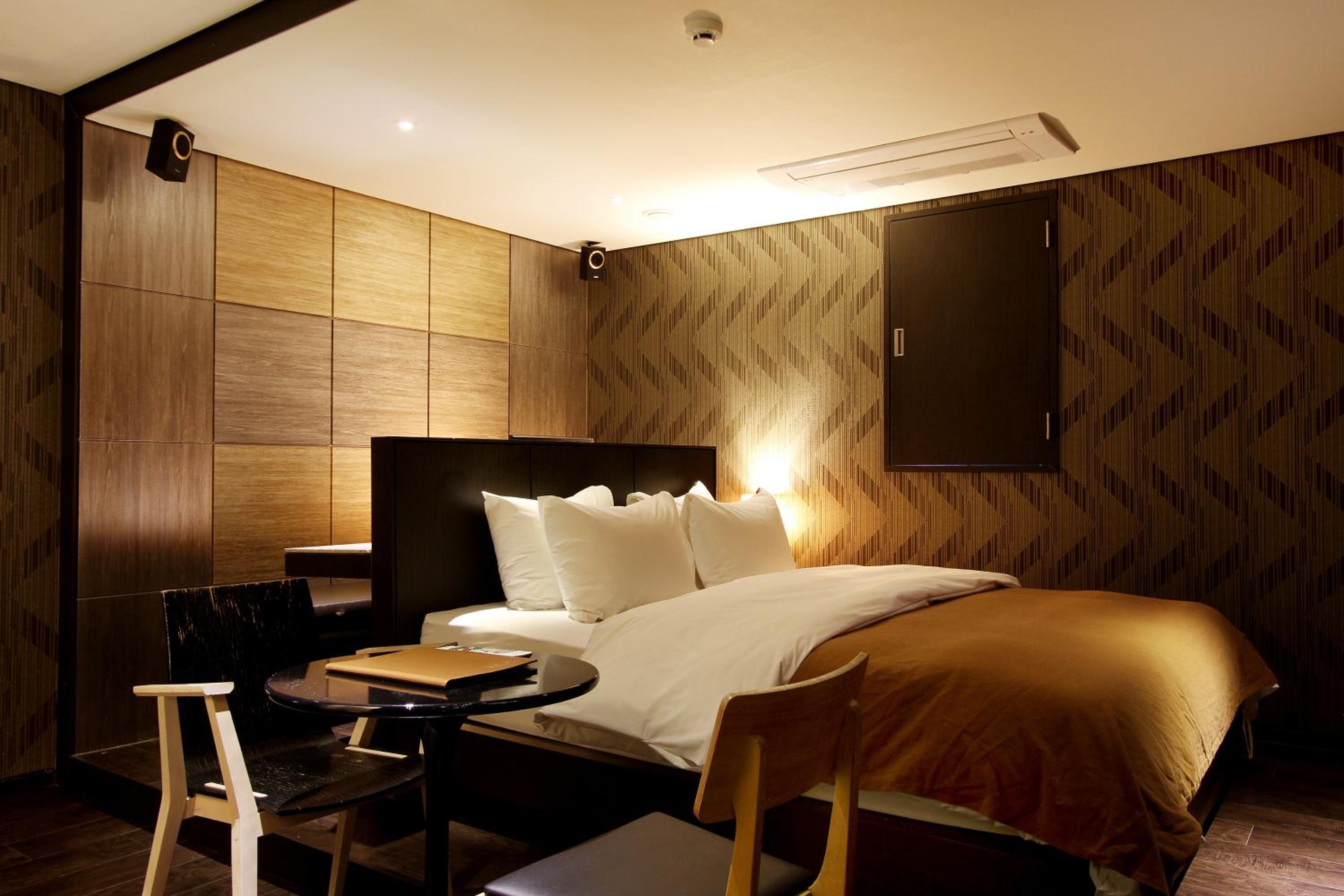 Deluxe Double Room - Photo 7