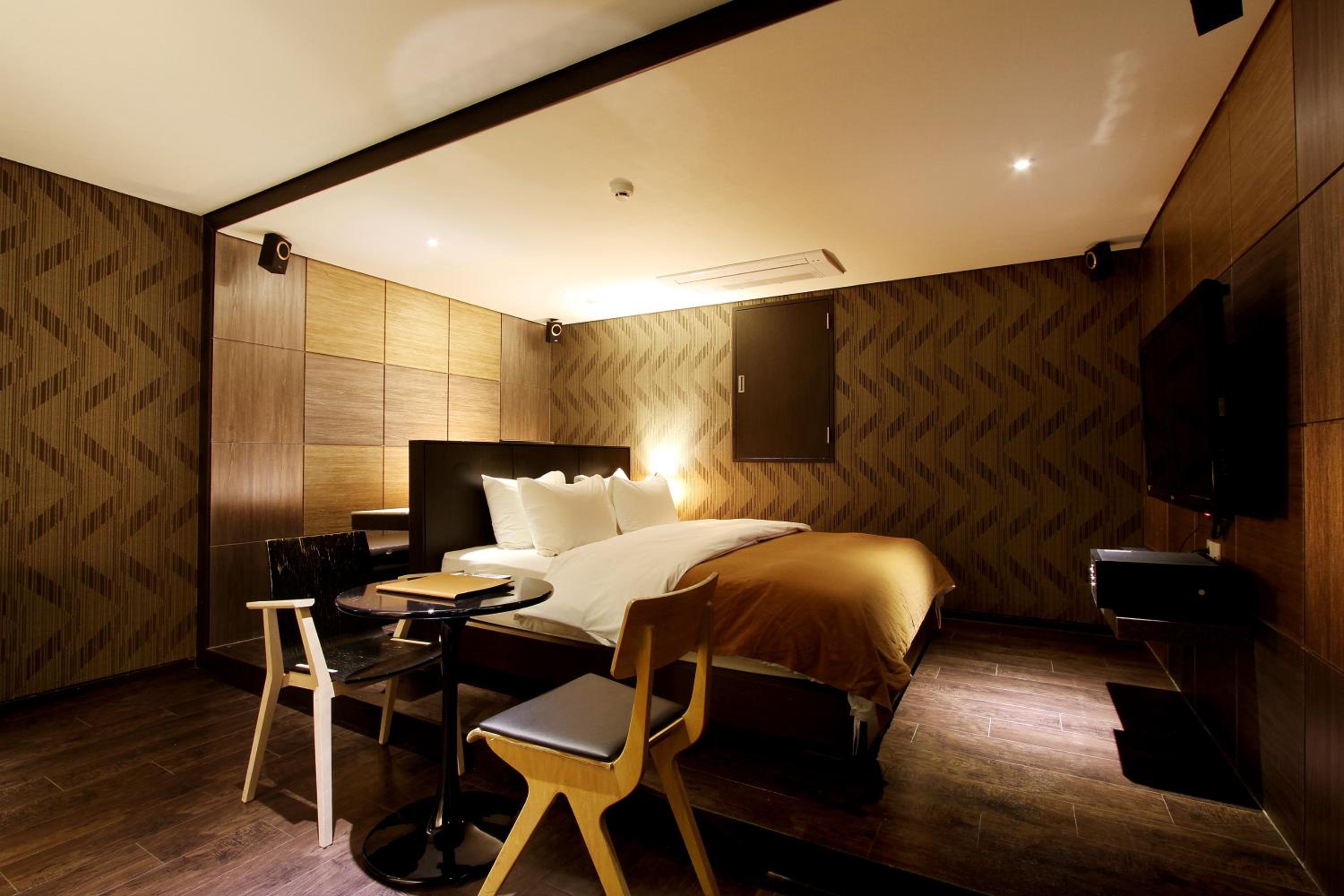 Deluxe Double Room - Photo 2