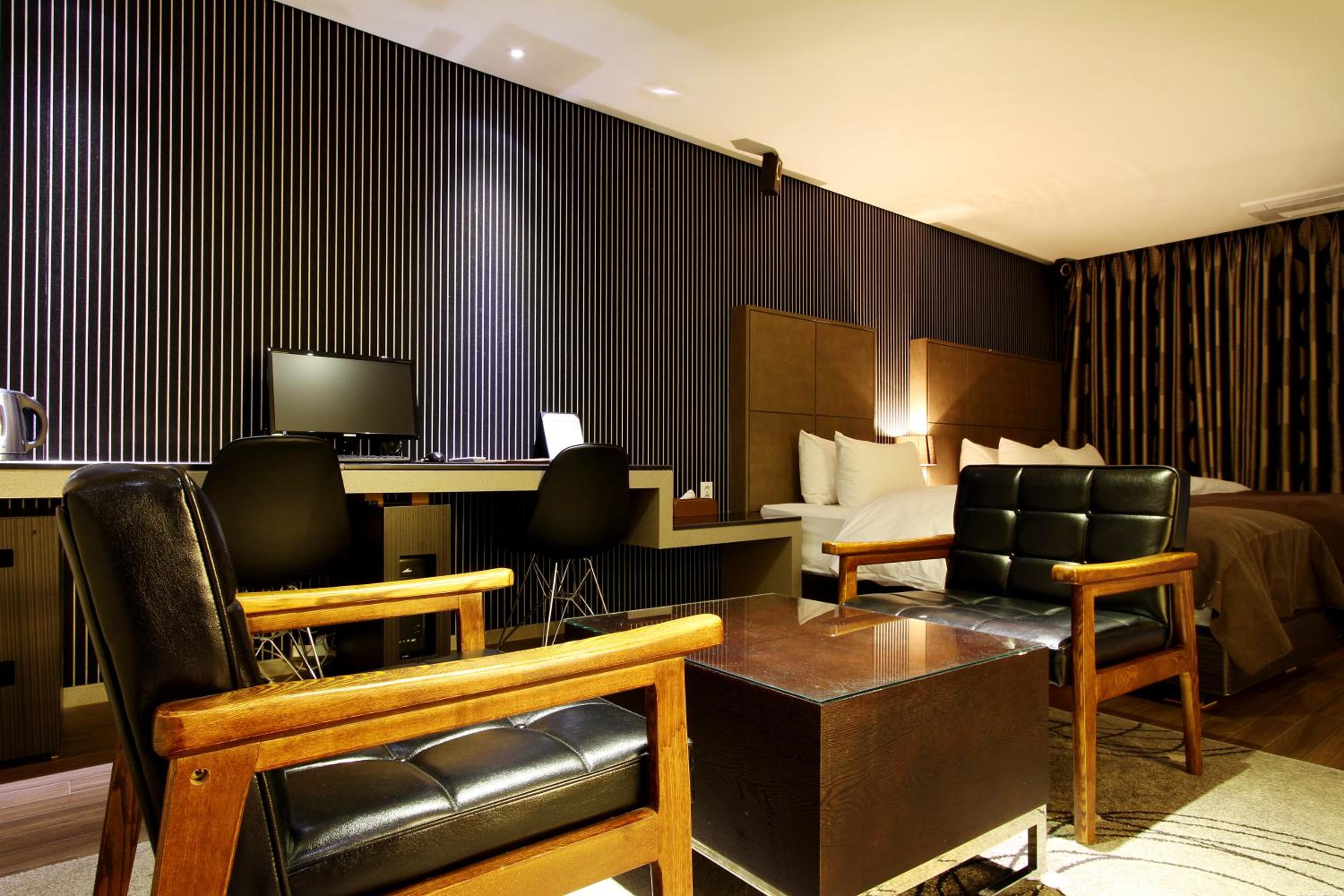 Junior Suite - Photo 31