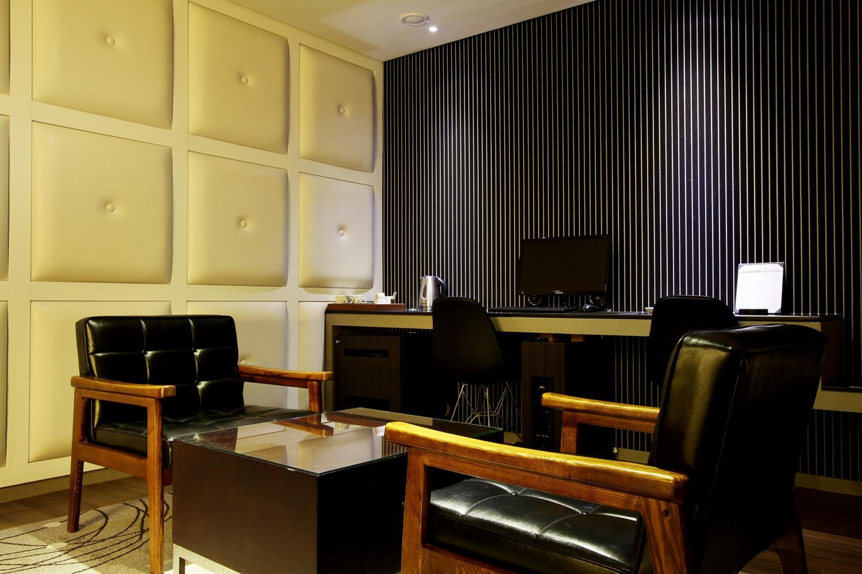 Junior Suite - Photo 32