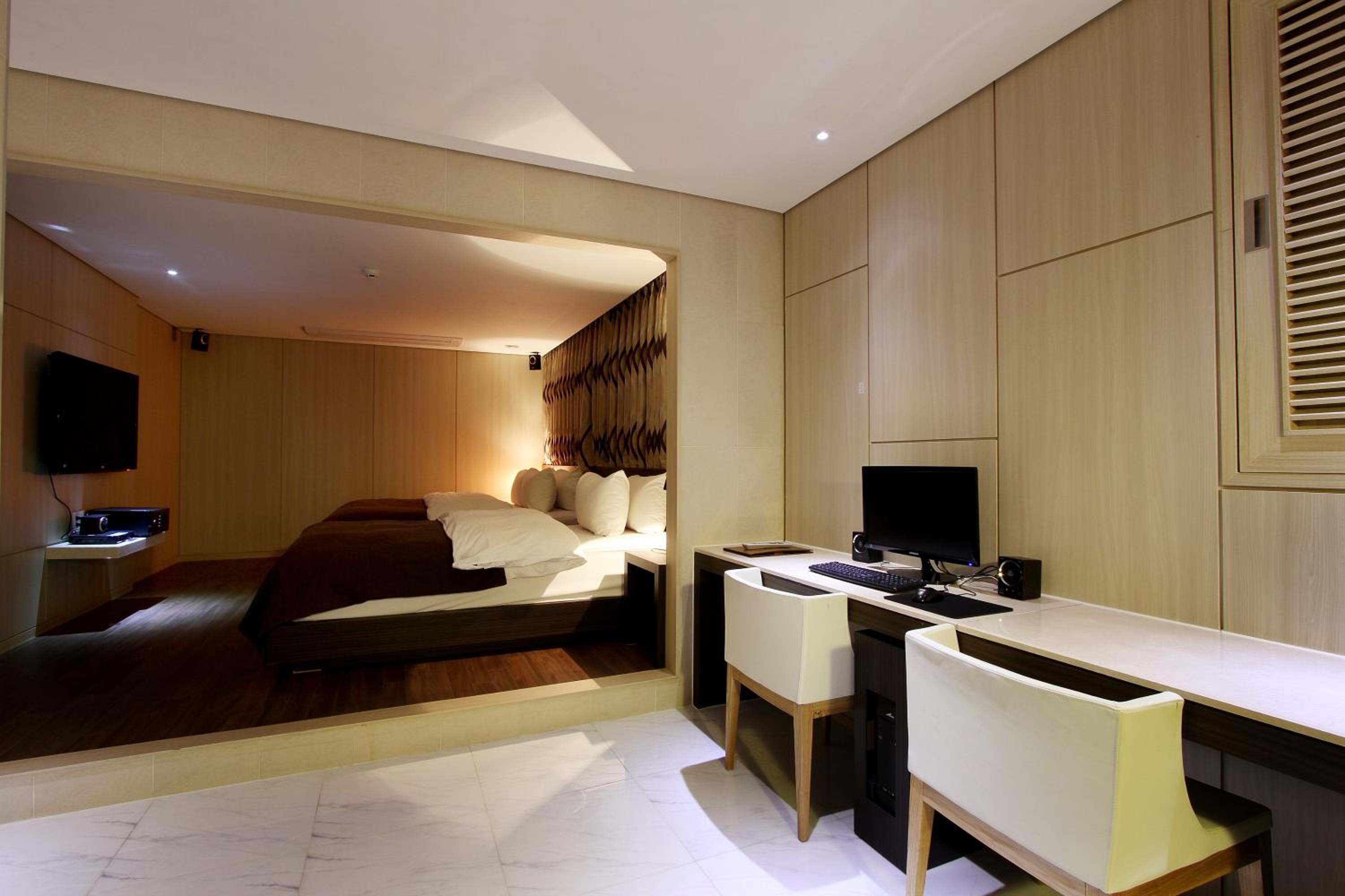 Junior Suite - Photo 22