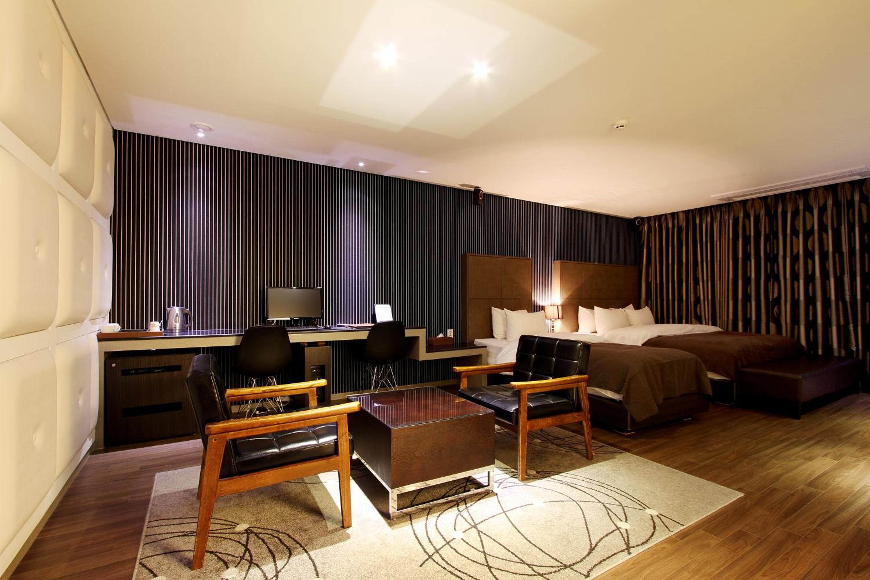 Junior Suite - Photo 46