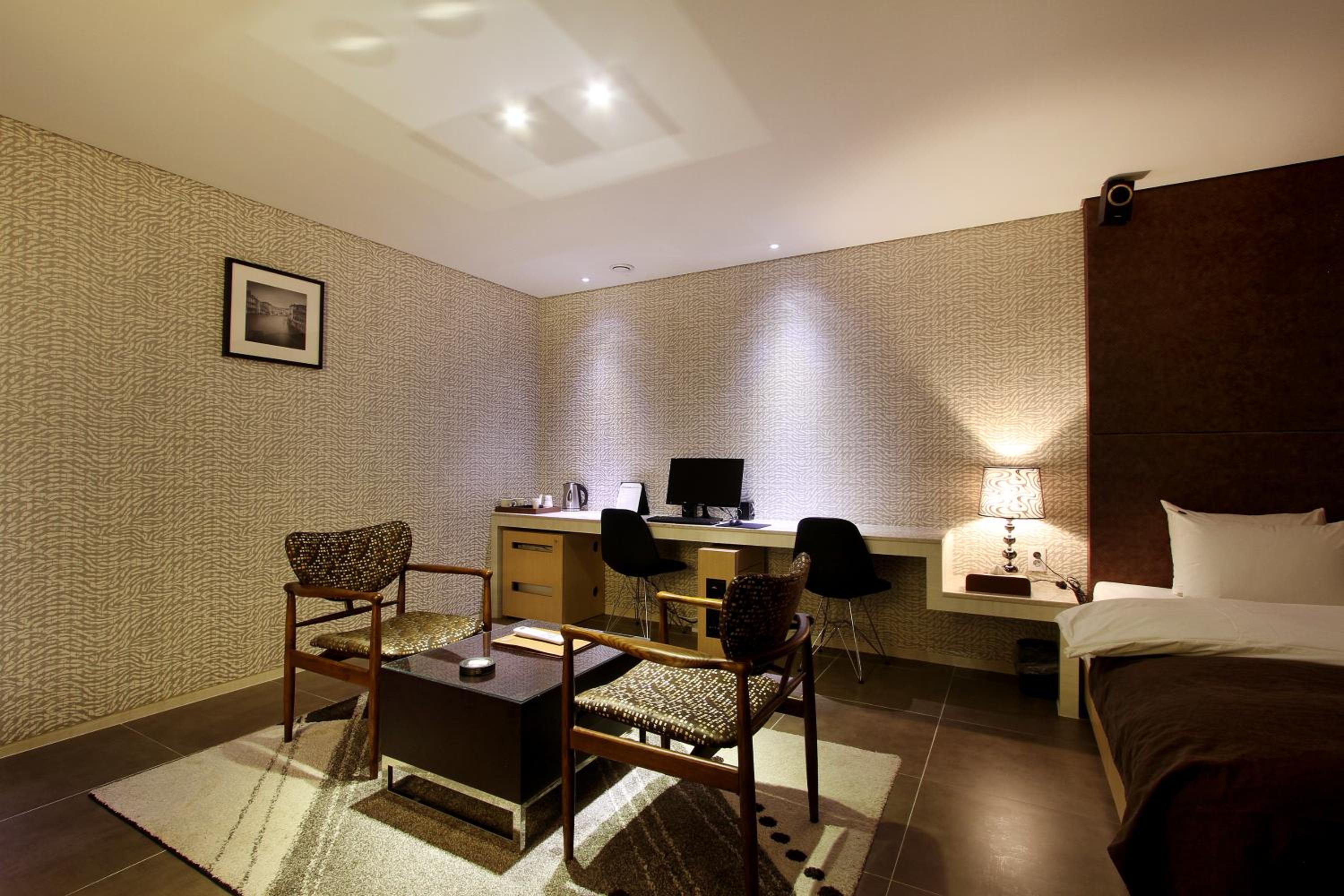 Junior Suite - Photo 27