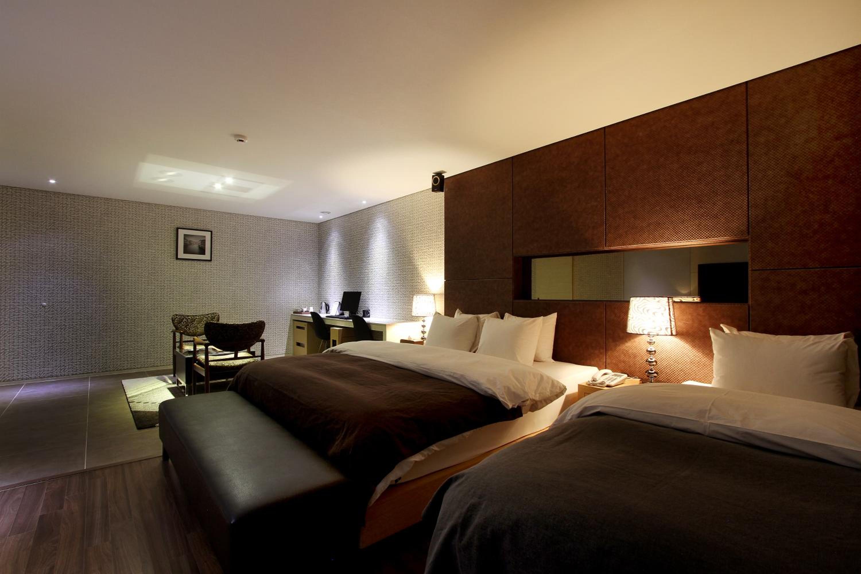 Junior Suite - Photo 26