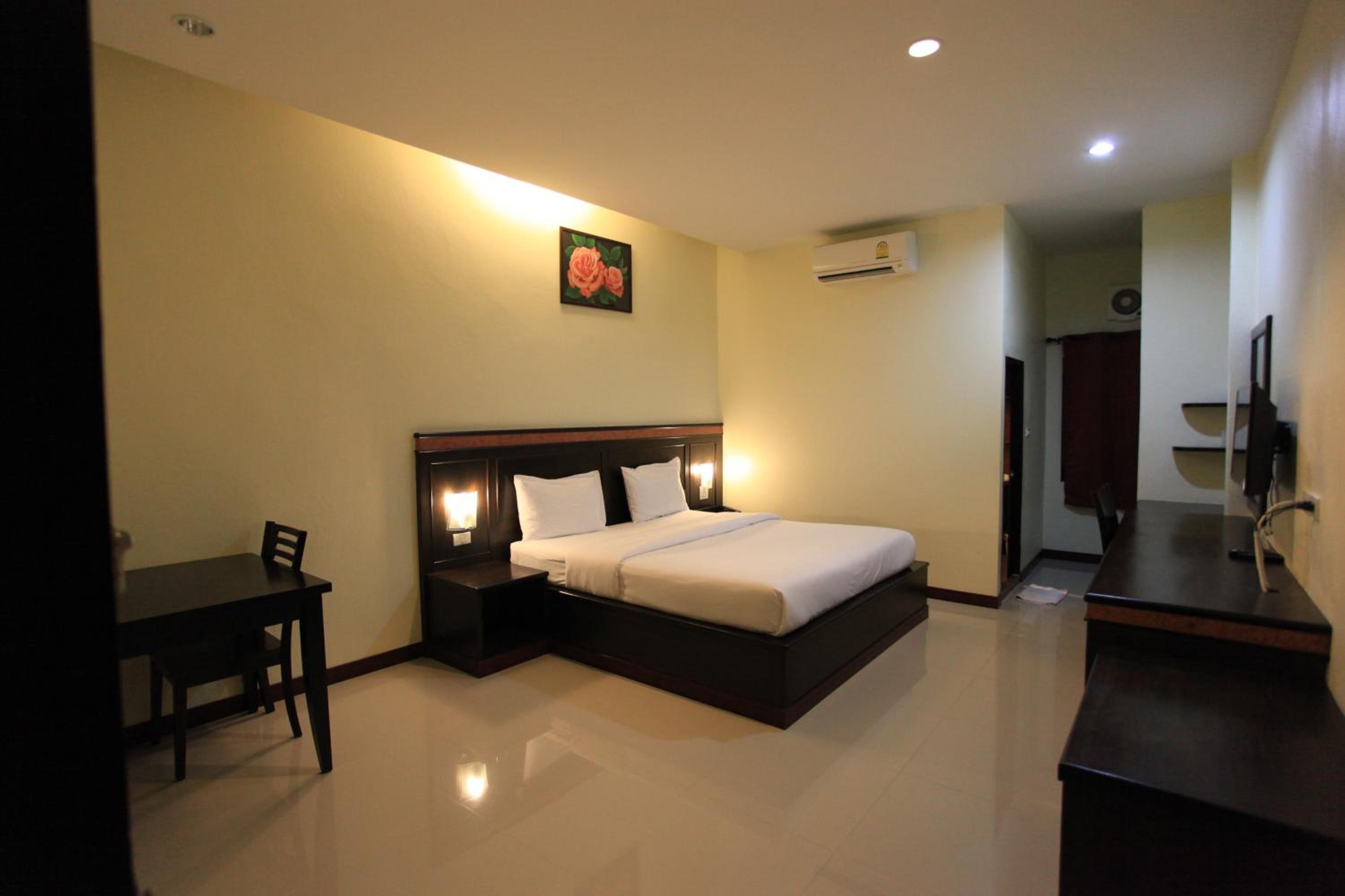 Standard King Room
