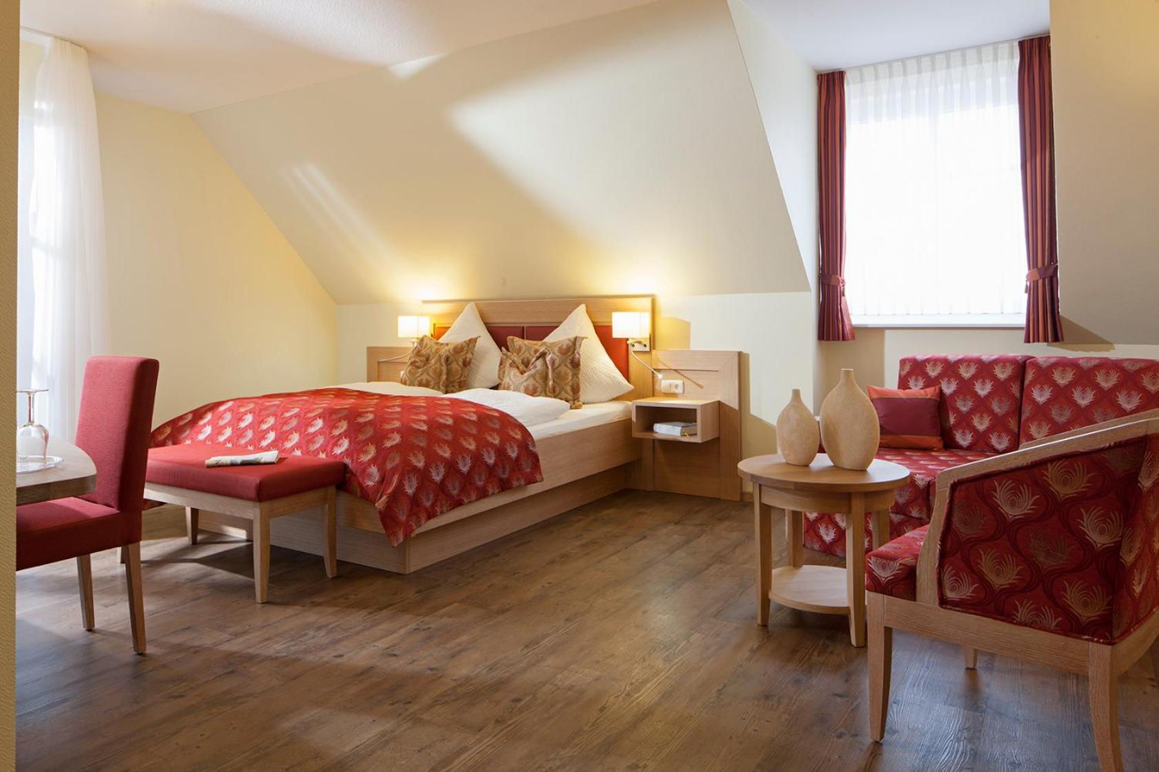 Comfort Double Room with Balcony - Photo 16