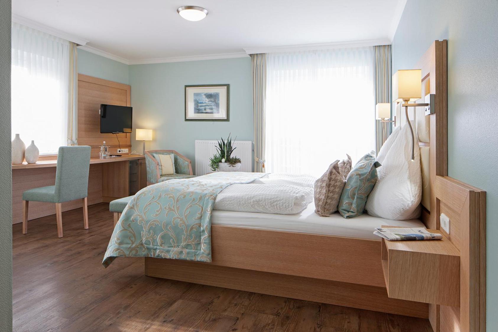Comfort Double Room with Balcony - Photo 17