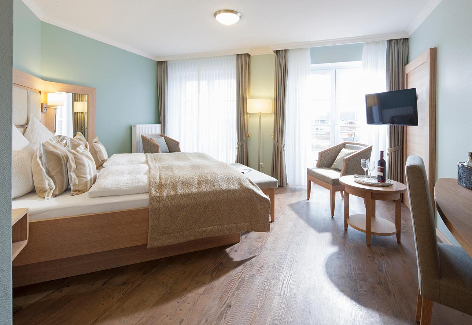 Comfort Double Room with Balcony - Photo 20