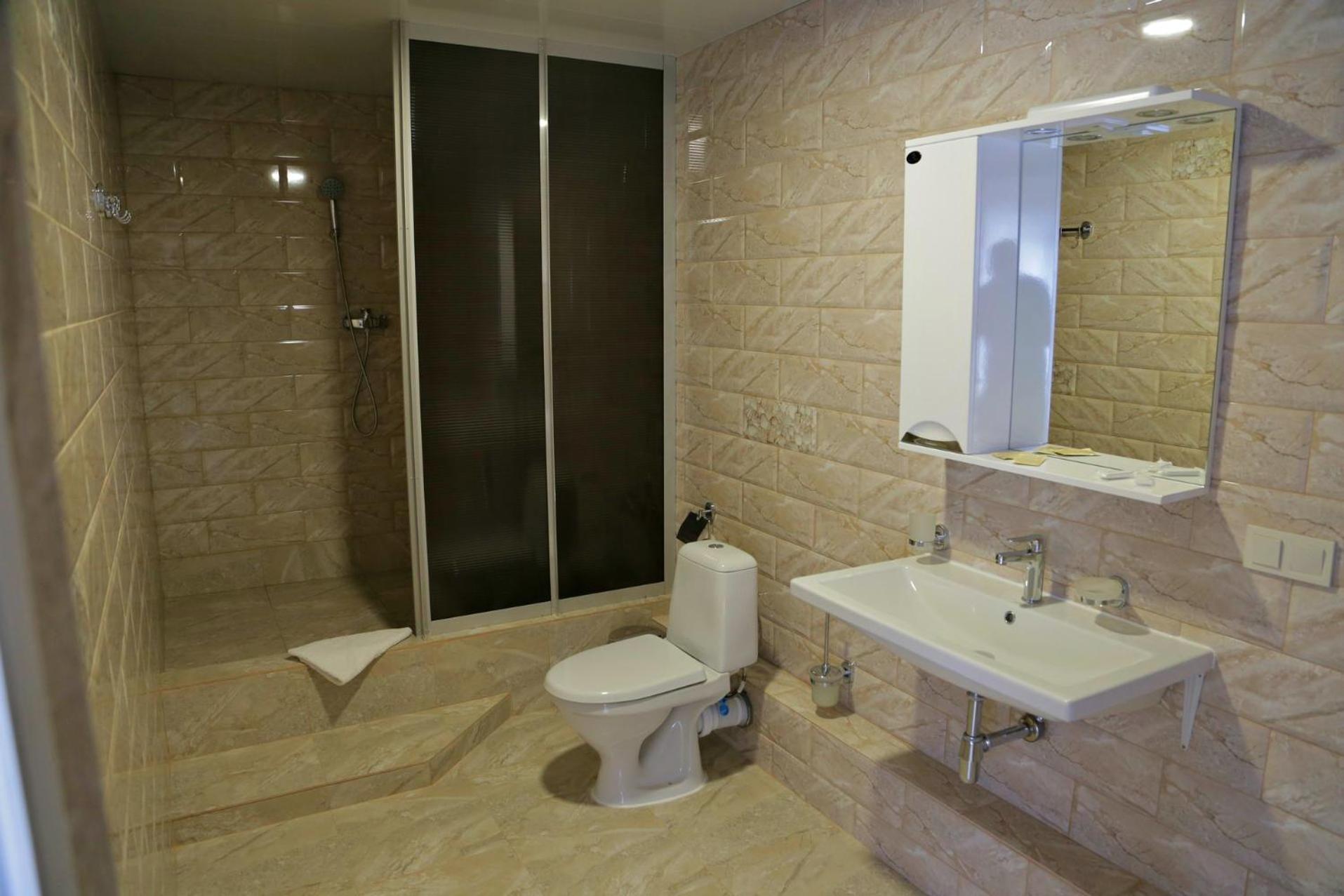 Deluxe Triple Room photo 2