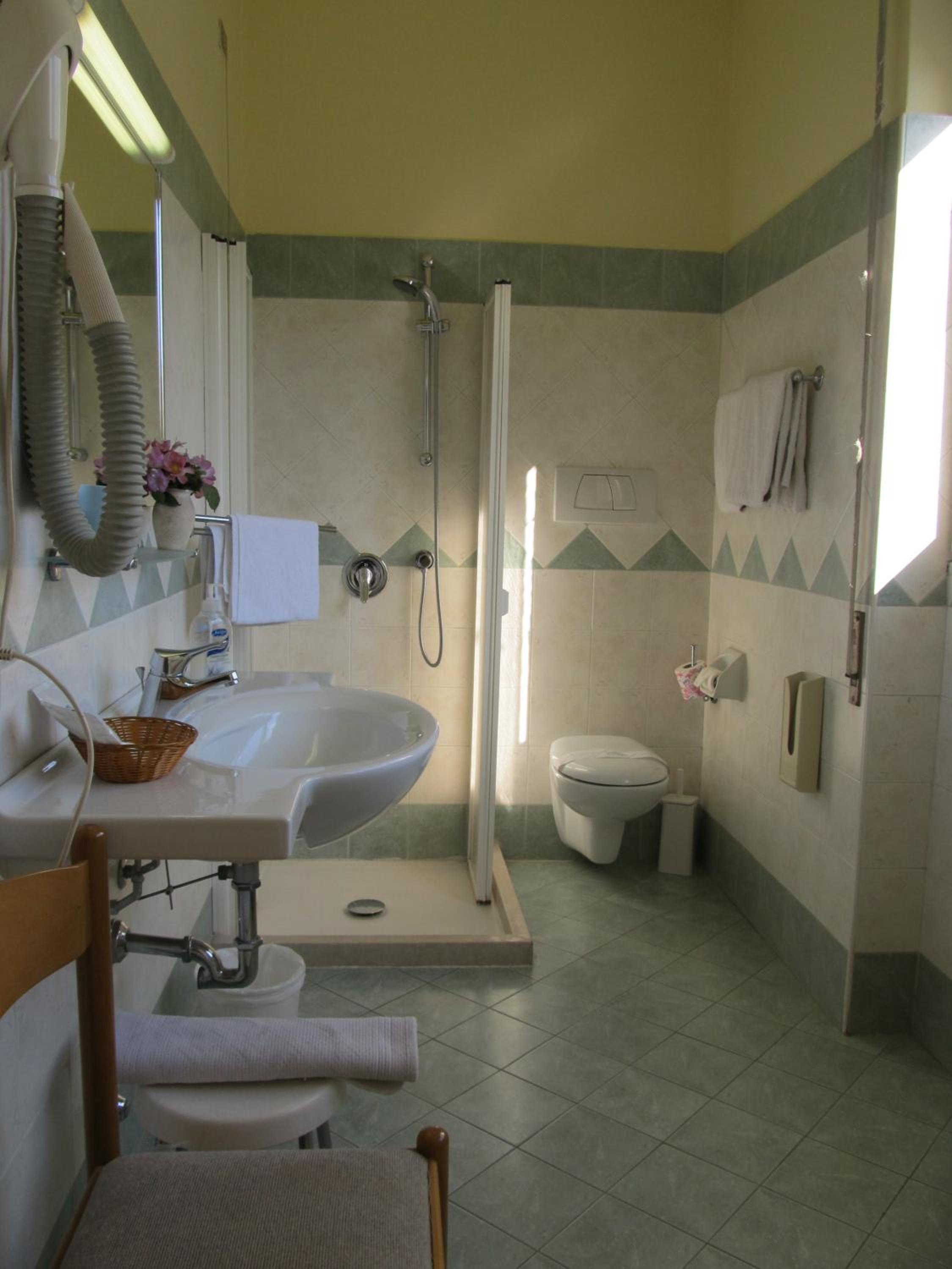 Comfort Triple Room - Photo 4