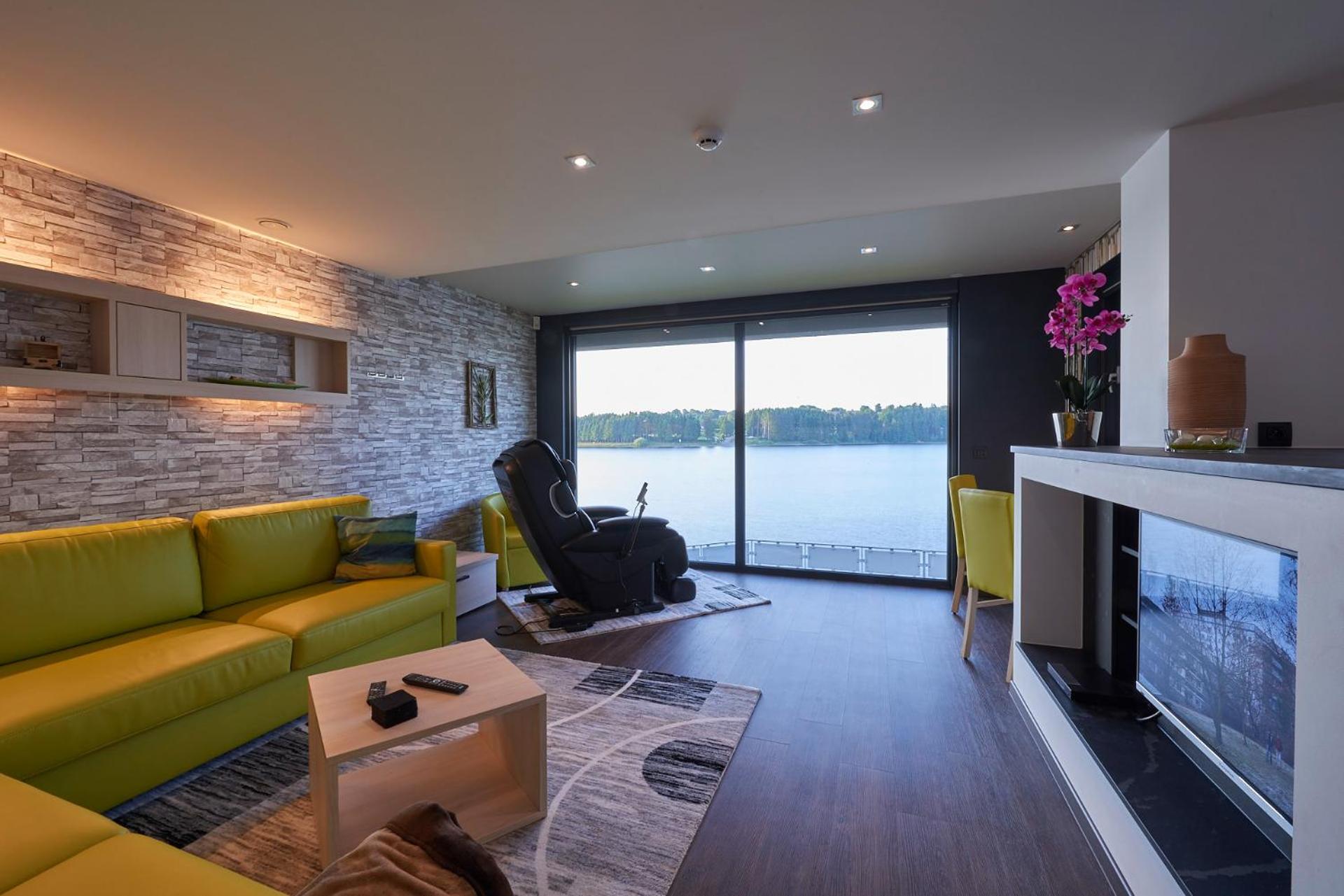 Apartment with Lake View photo 1