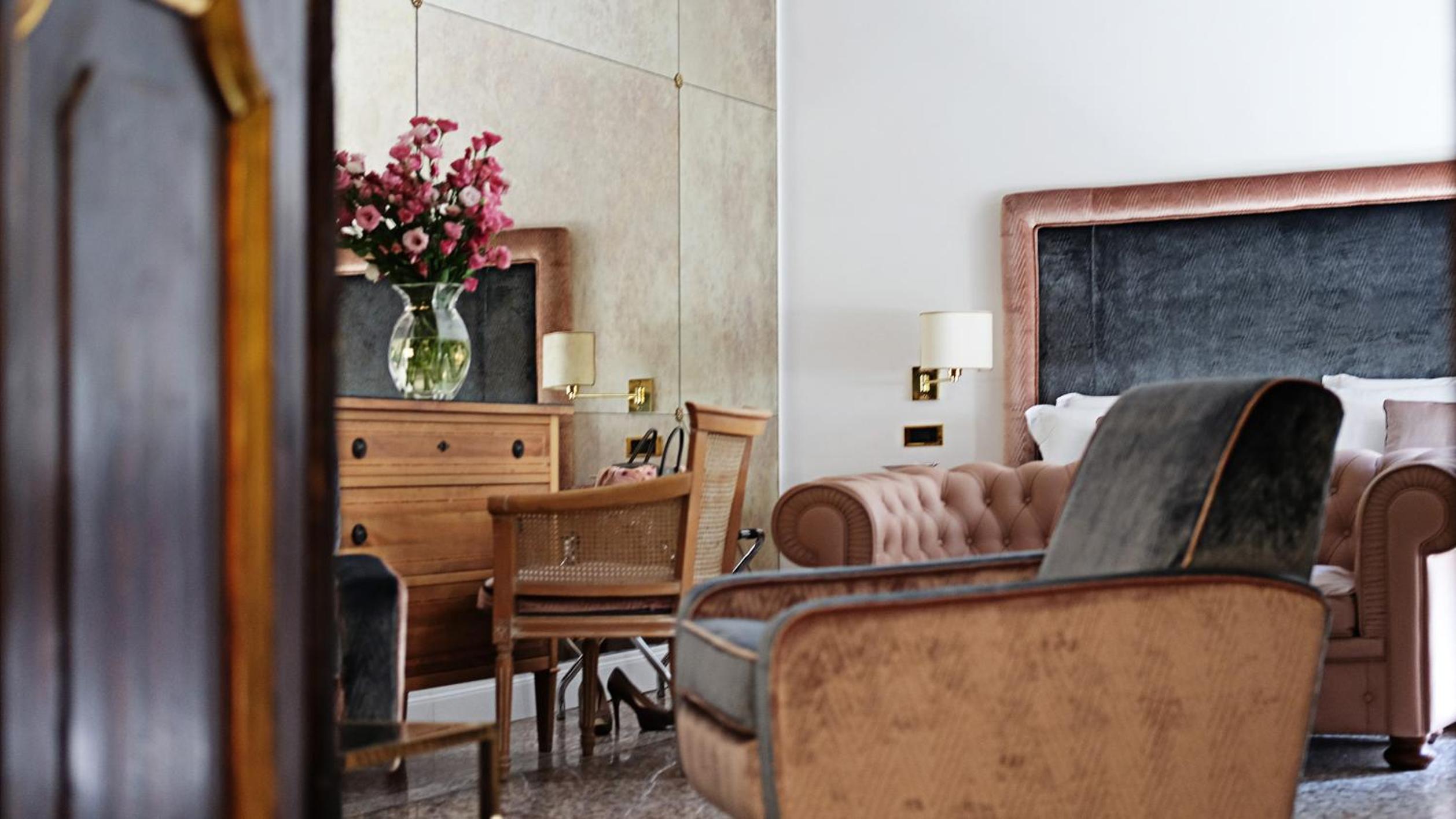 Deluxe Suite photo 3