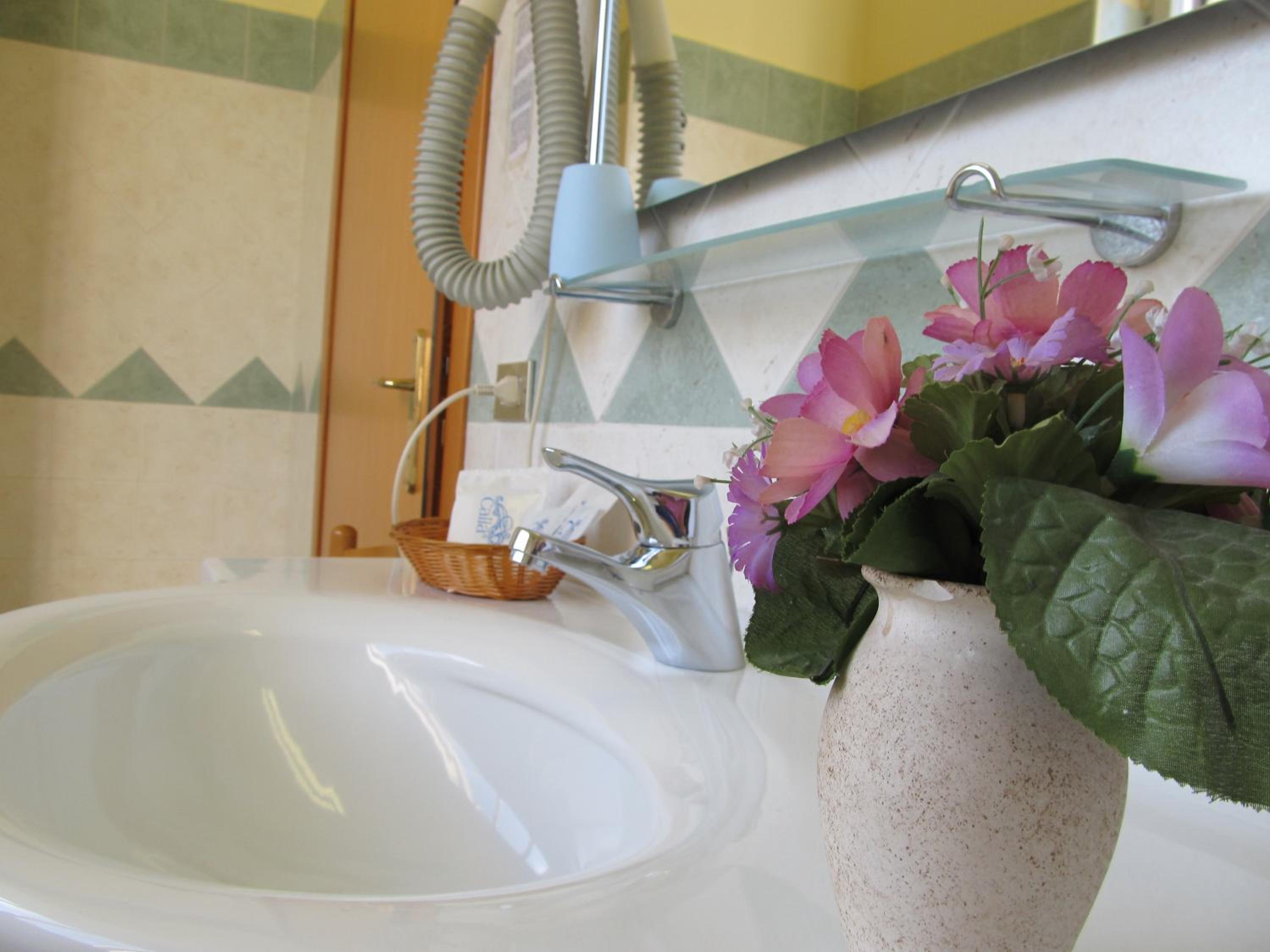 Comfort Triple Room - Photo 19
