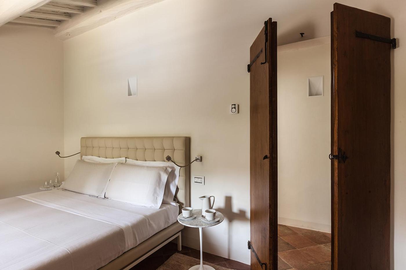 Exclusive Suite with Spa Access - Photo 2