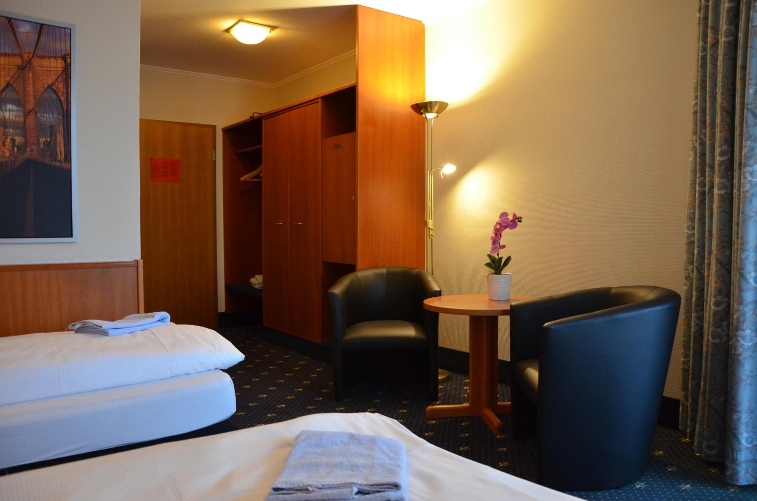 Twin Room photo 2