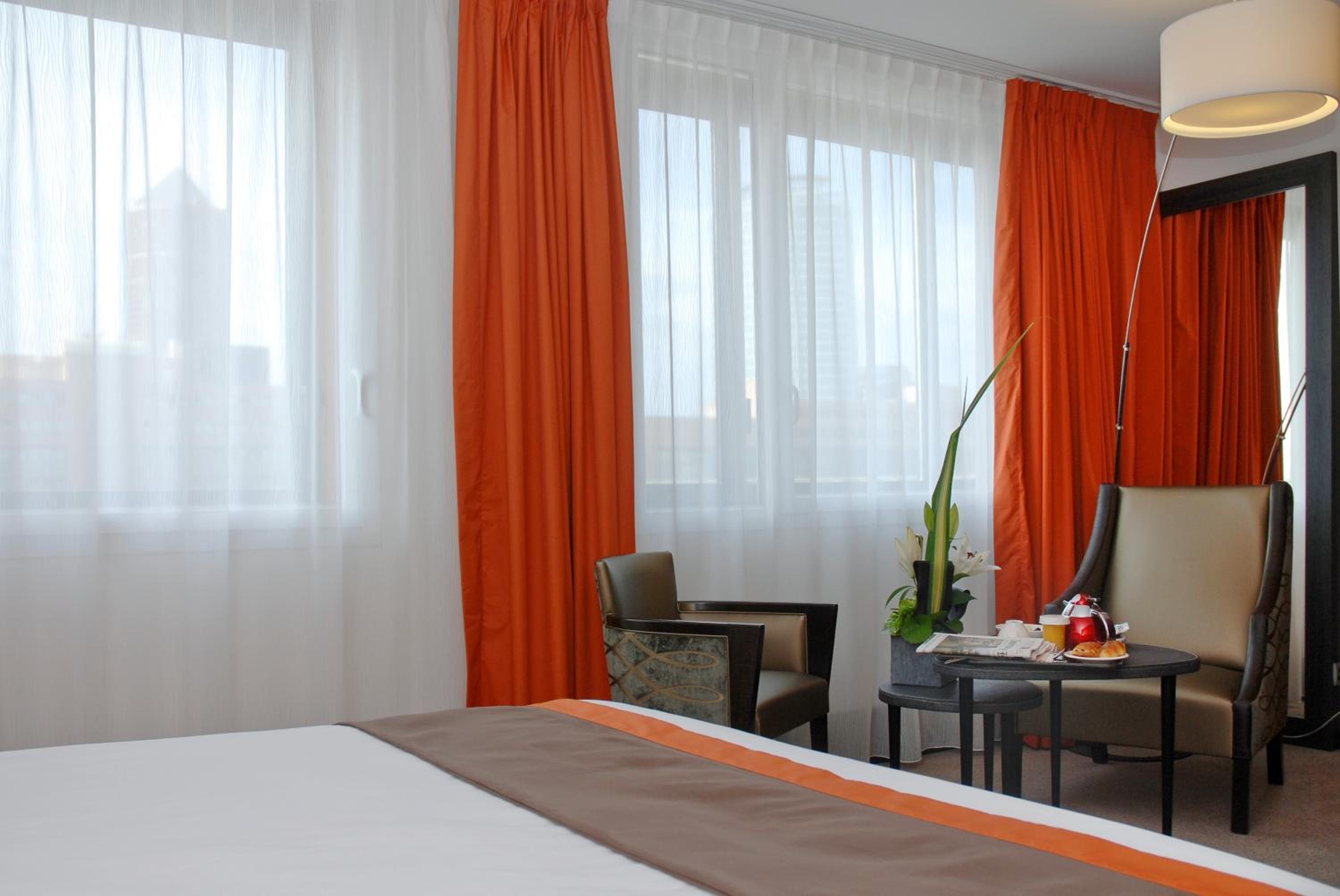 Superior King Room - Photo 7