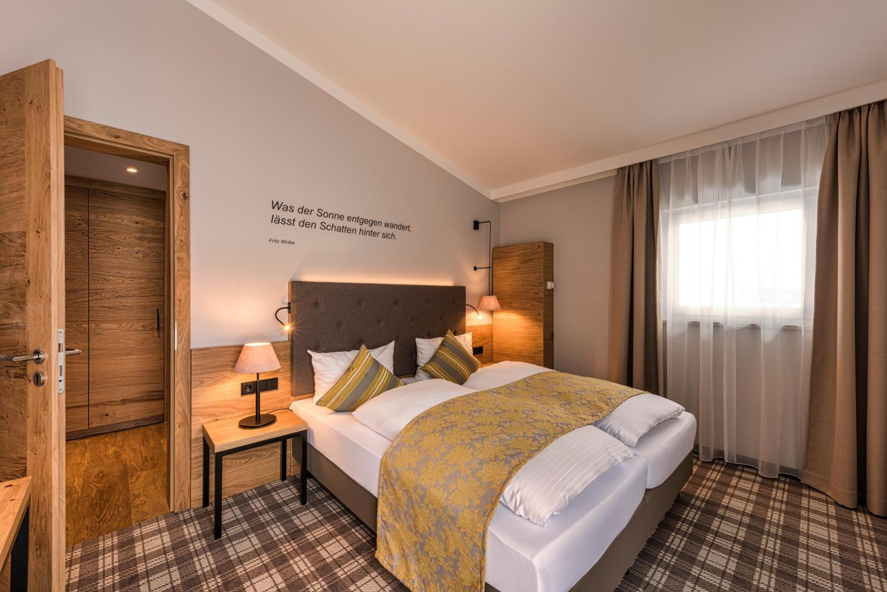 Superior Suite - Photo 1
