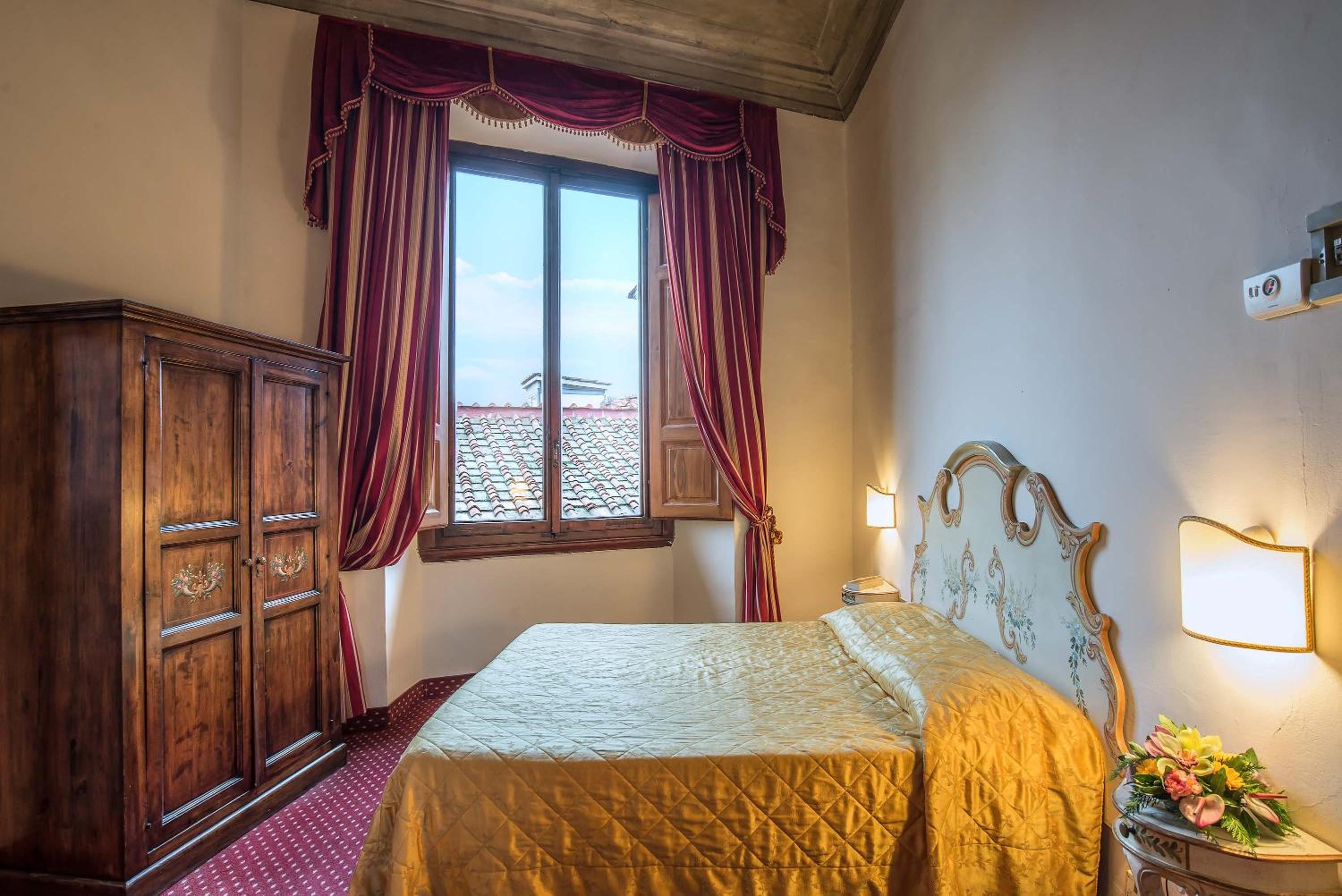 Classic Double or Twin Room - Photo 2