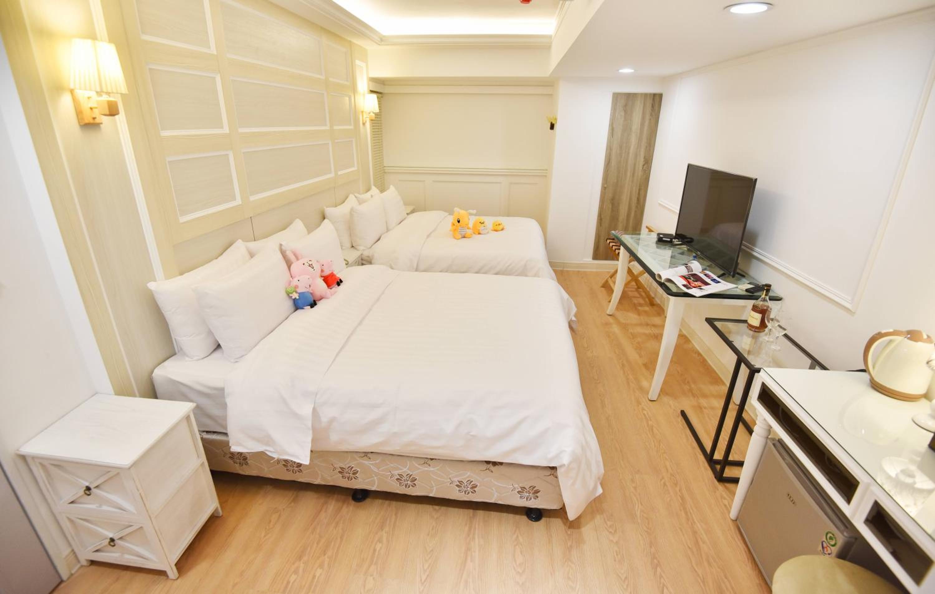 Economy Quadruple Room