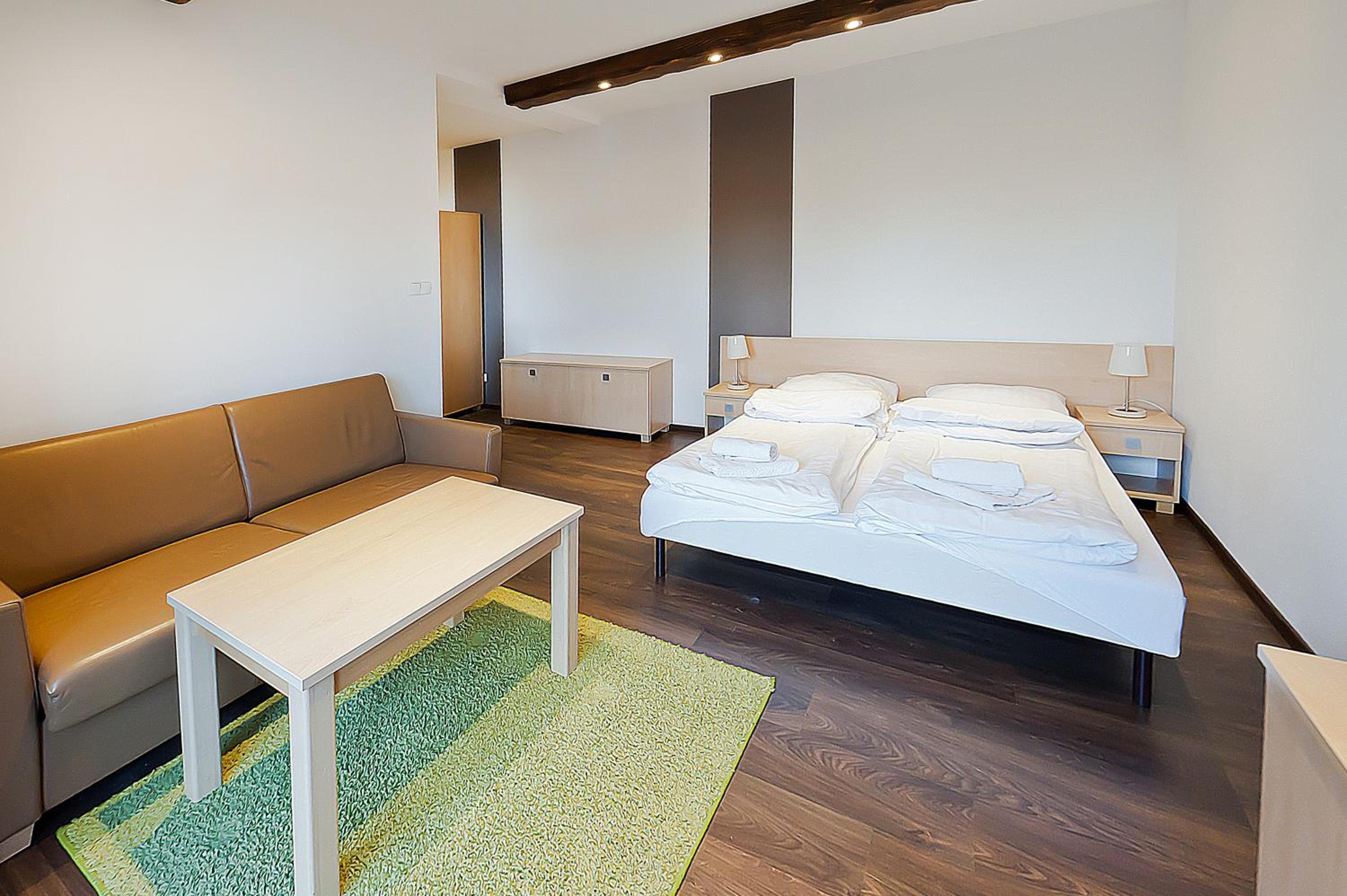 Studio Apartment photo 1