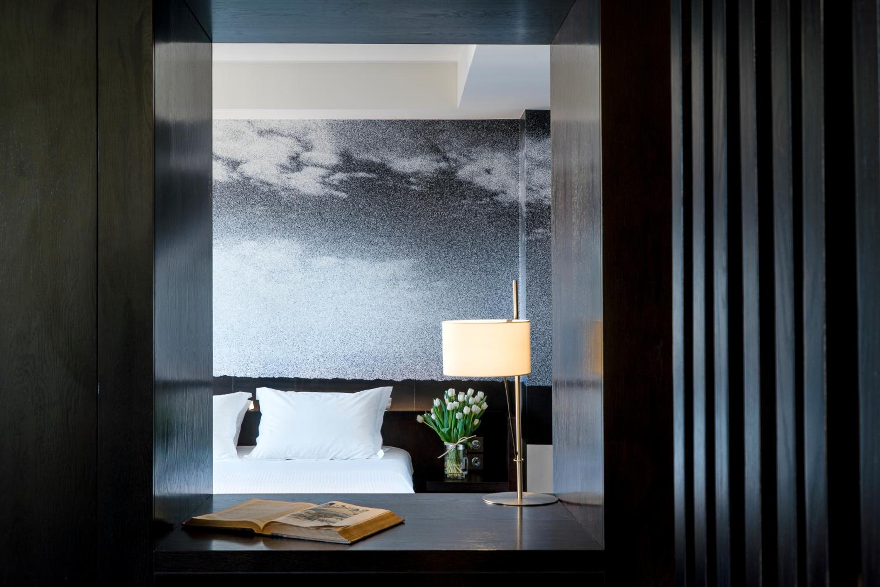 Suite - Photo 6