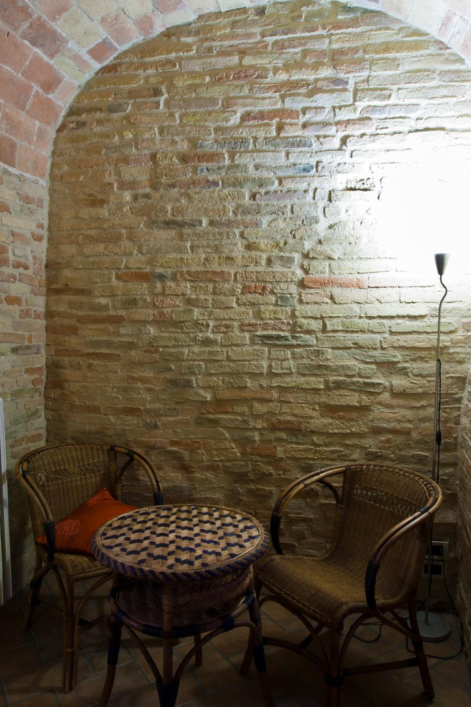 Quadruple Room with Private Bathroom - Photo 2