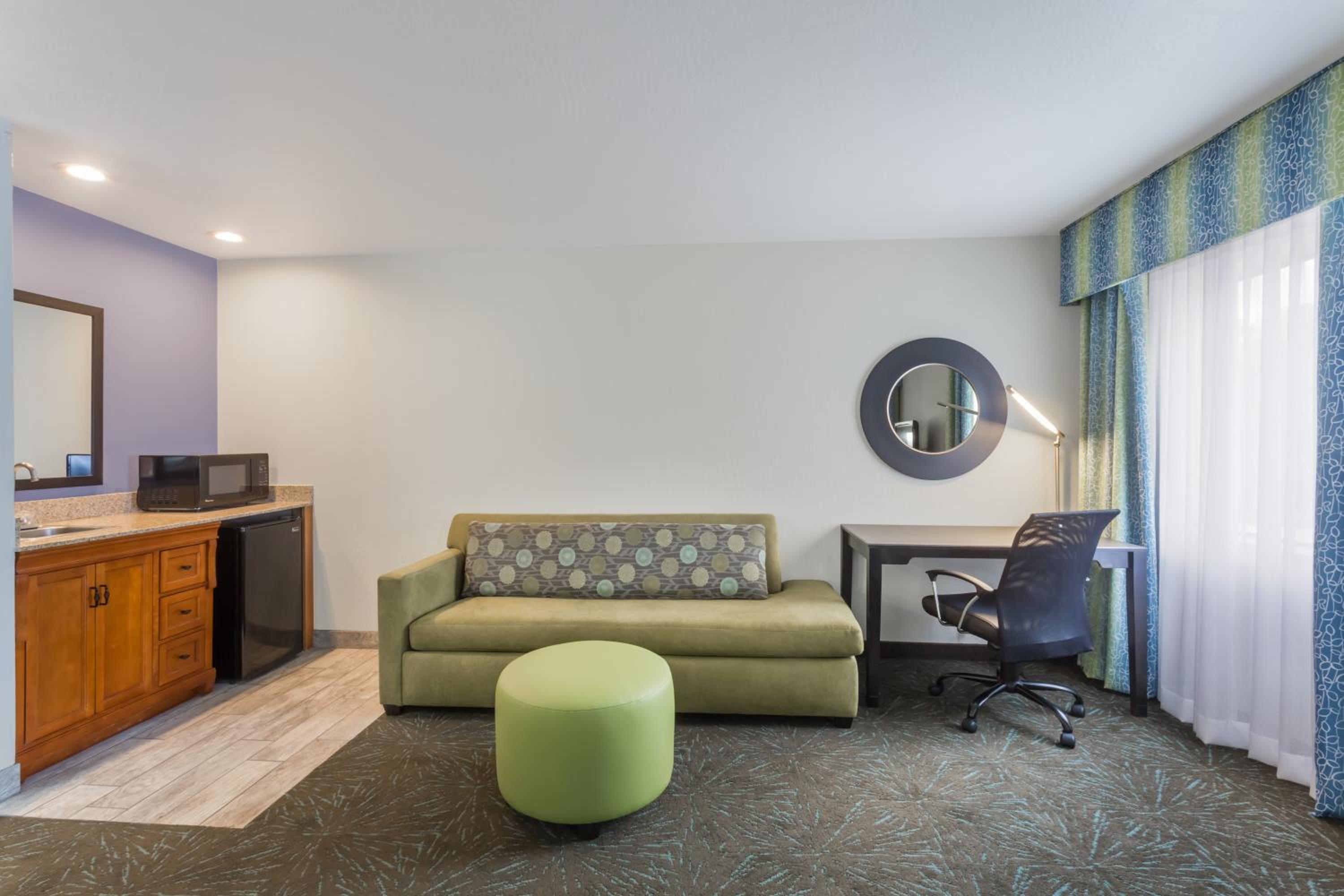 King Studio Suite - Non-Smoking (No Pets Allowed) - Photo 12