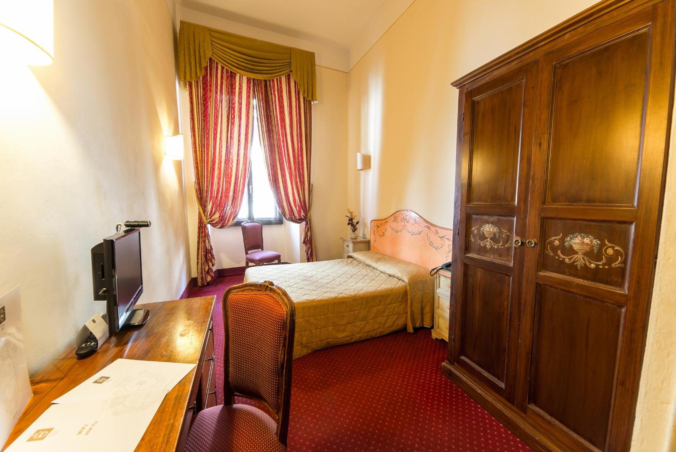 Smart Double Room - Photo 1