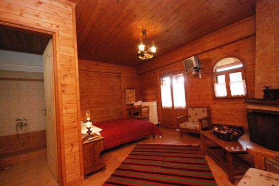 Double Room with Fireplace - Photo 5