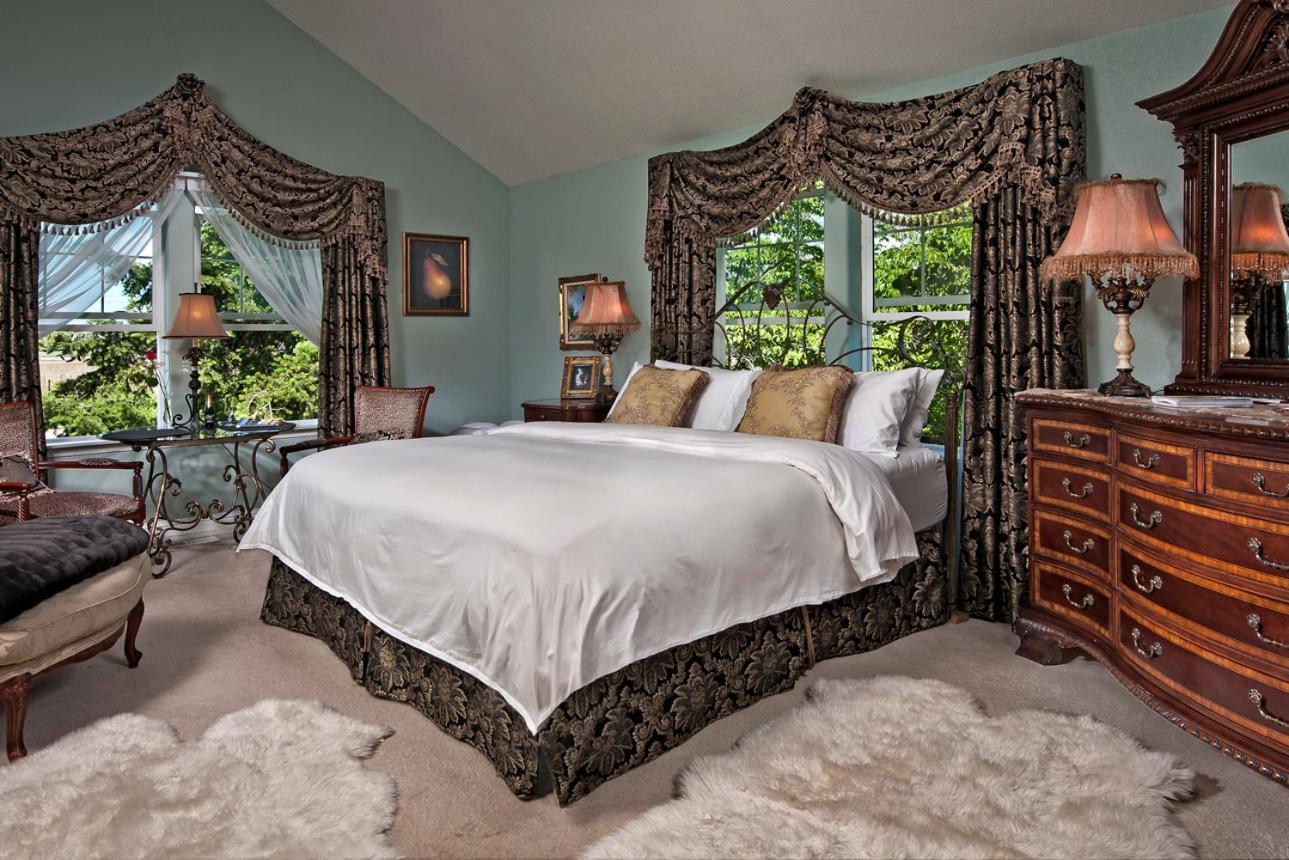 Suite with Spa Bath photo 3