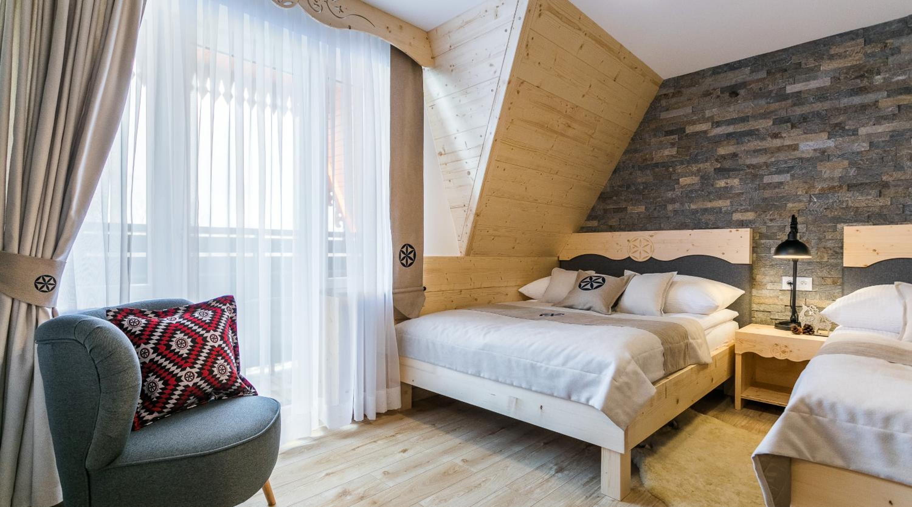 Deluxe Quadruple Room photo 3