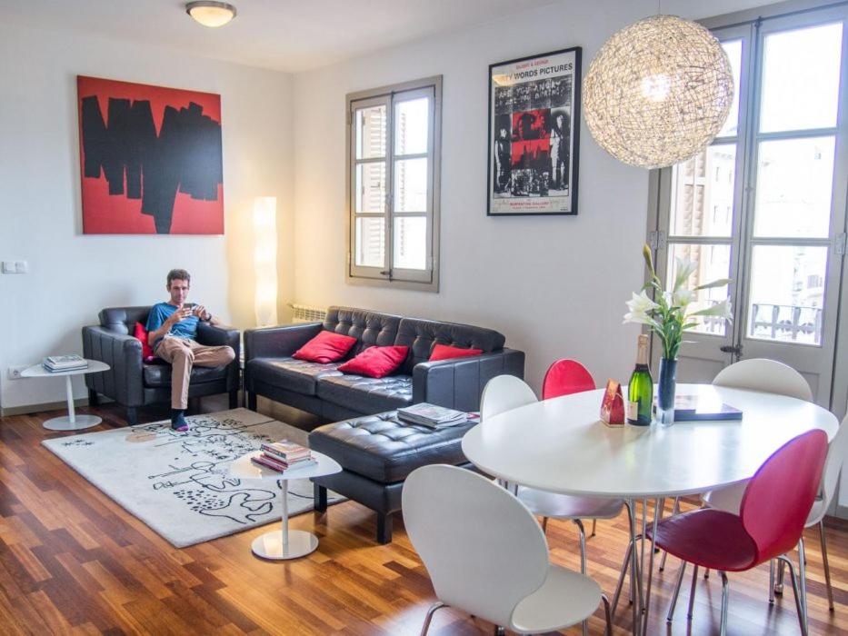Apartment photo 2