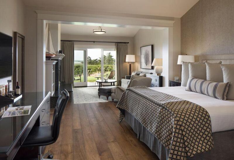 Ocean Club Suite