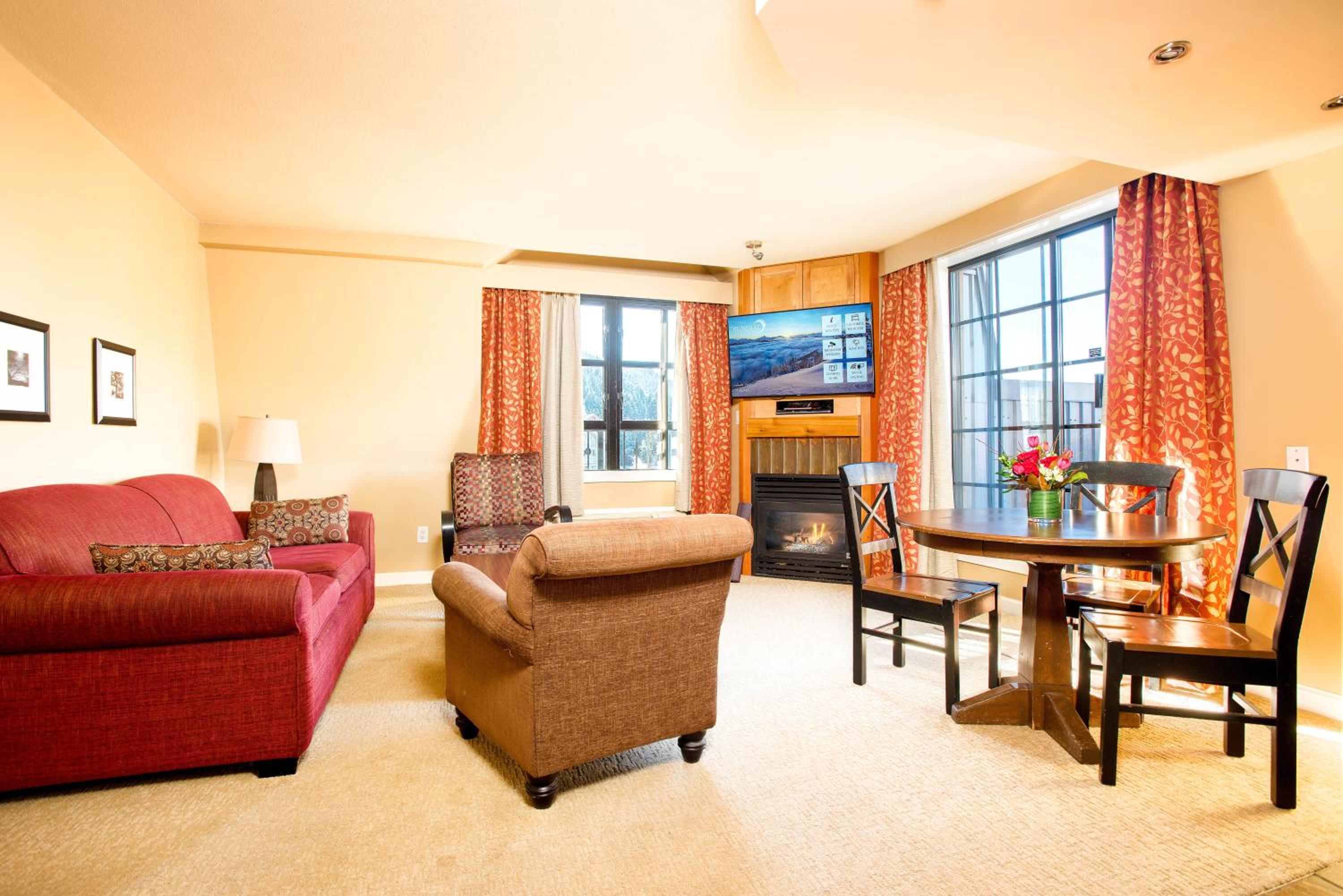 Two-Bedroom Suite with Hot Tub  - Photo 2