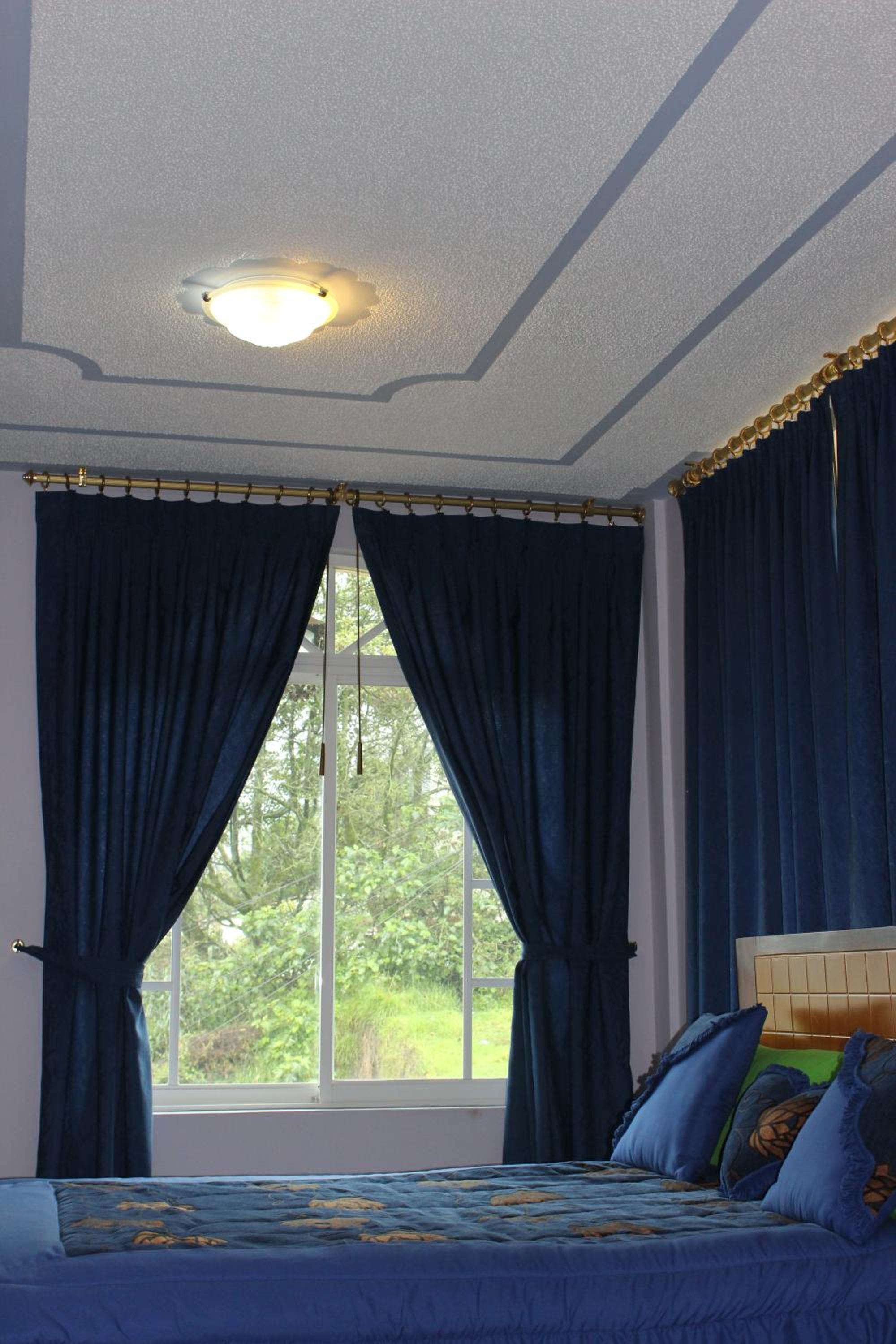 Double Room with Shared Bathroom photo 2