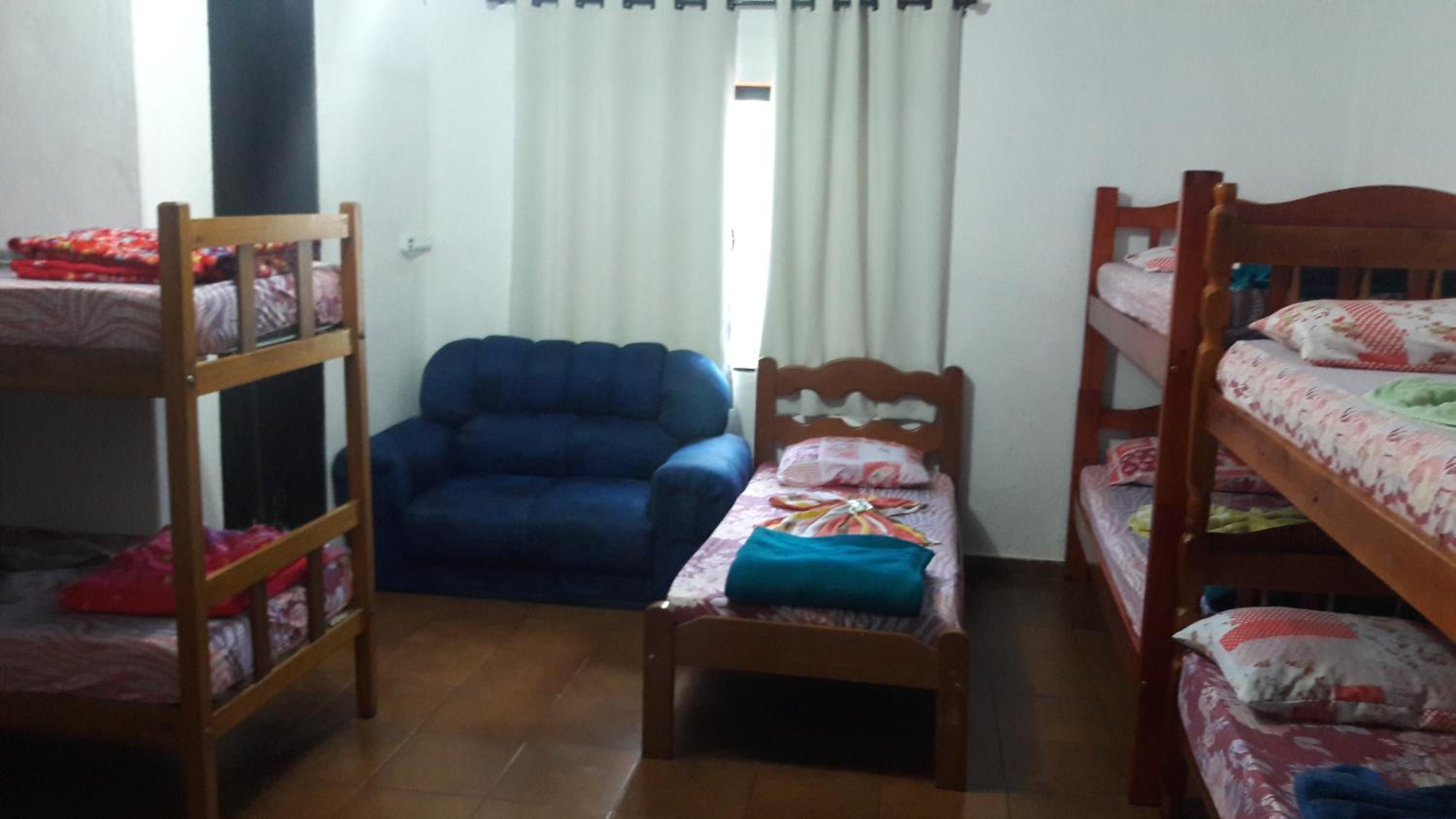 Bed in 8-Bed Mixed Dormitory Room photo 3