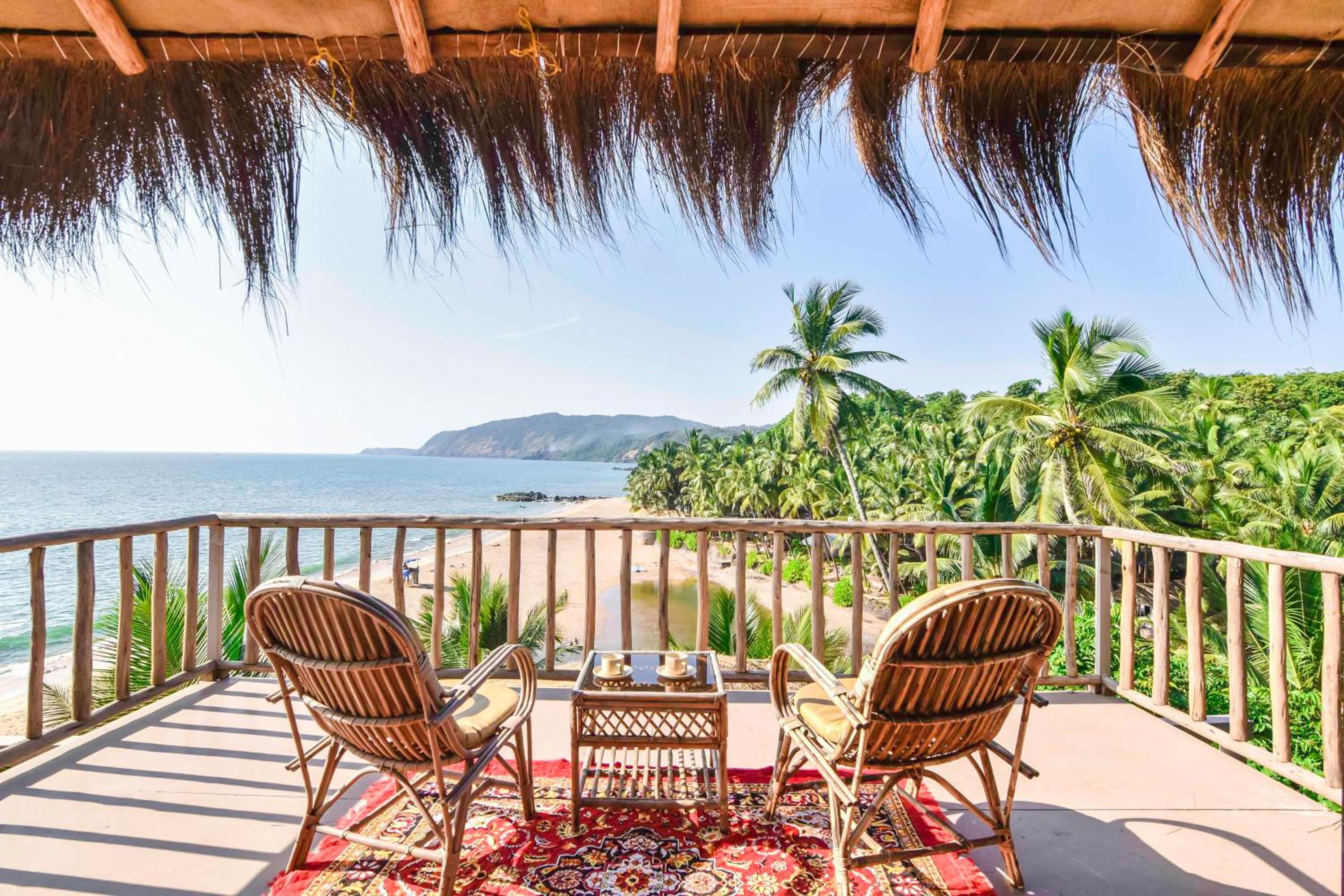 Deluxe Double Room with Balcony and Sea View photo 3
