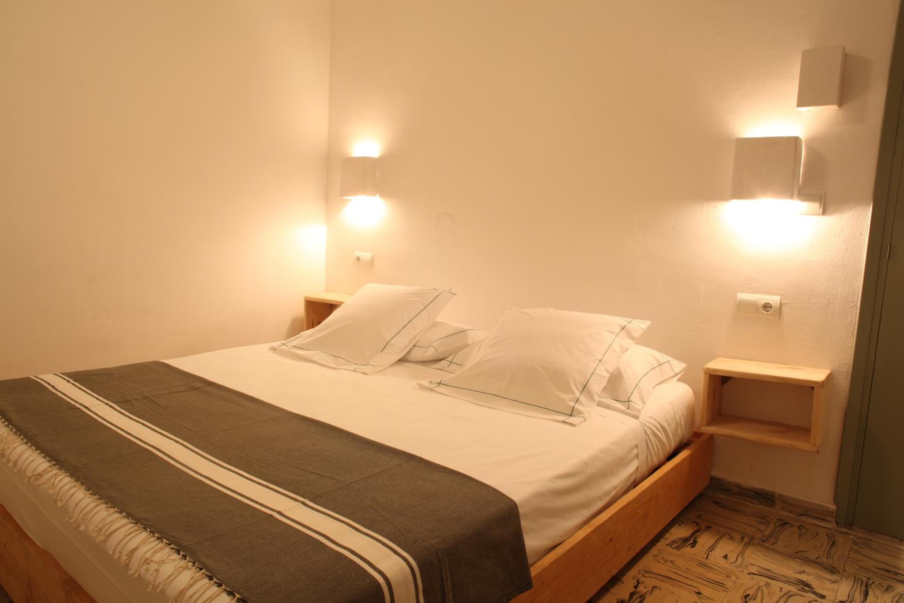 Habitación Doble con Baño Privado
