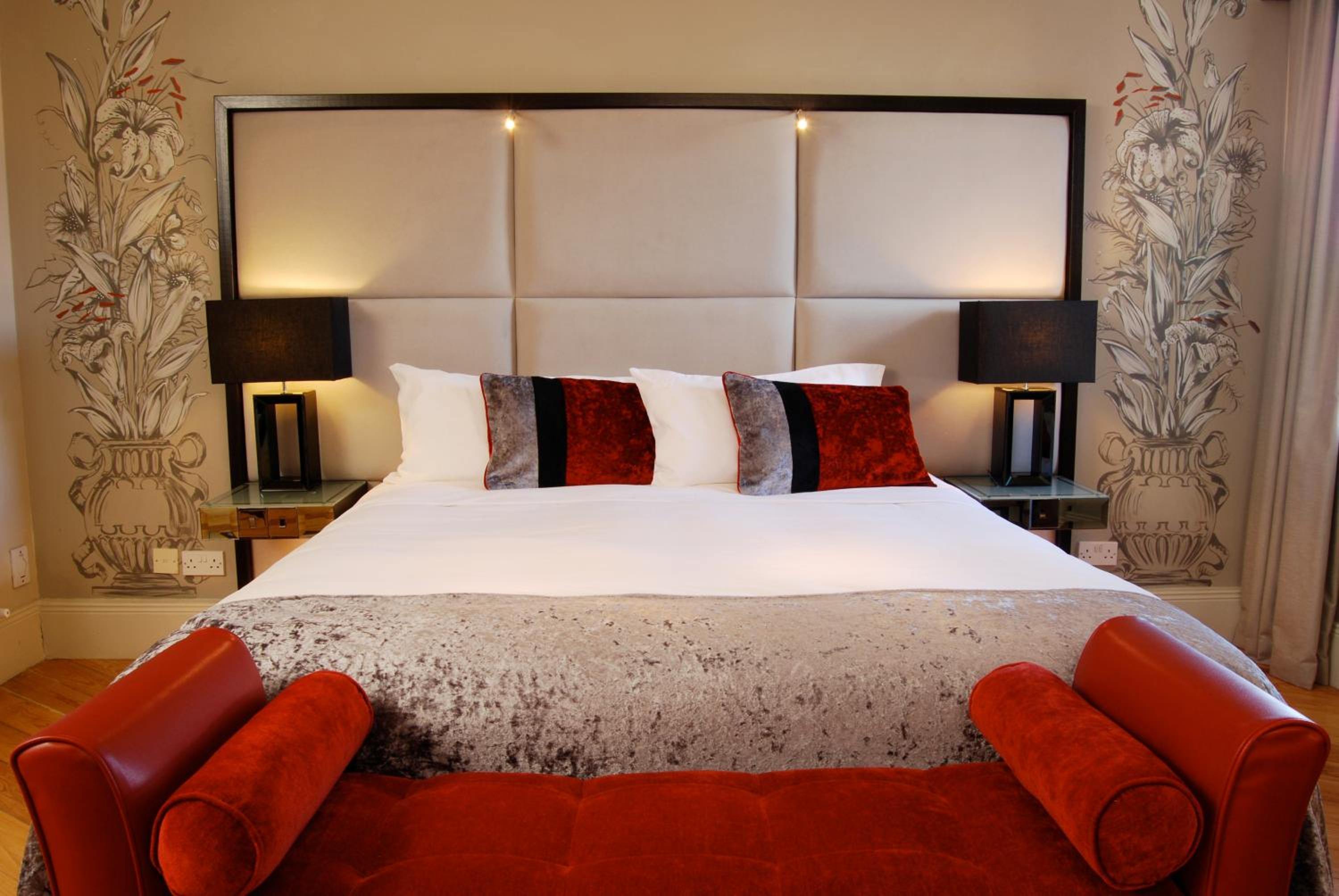 Double Room - Room Only - Photo 1