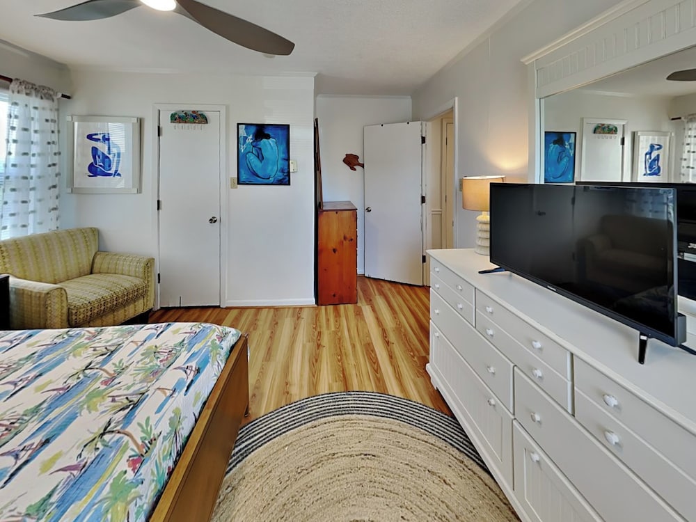 Studio (4 Bedrooms) photo 2