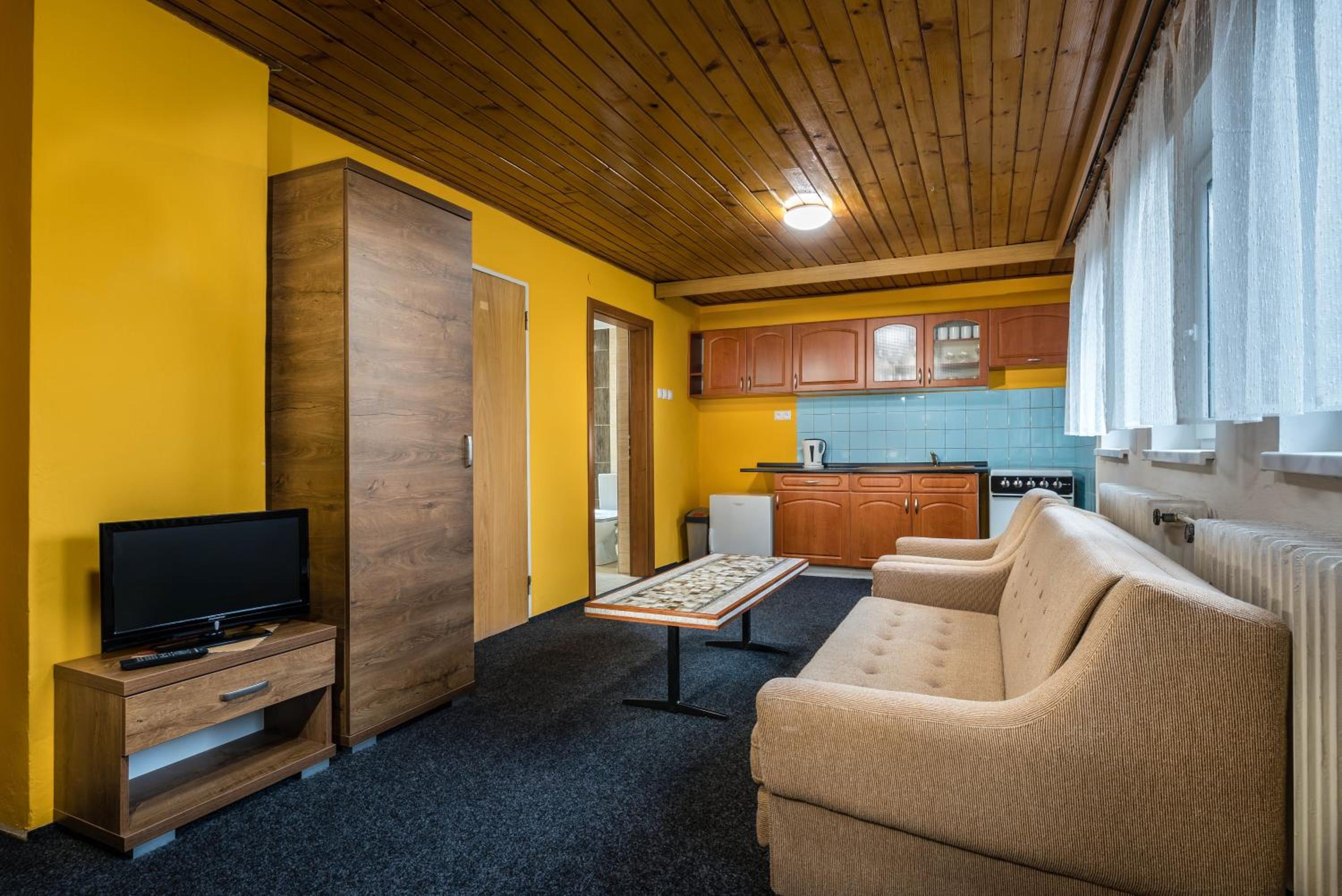 Family Suite - Photo 1