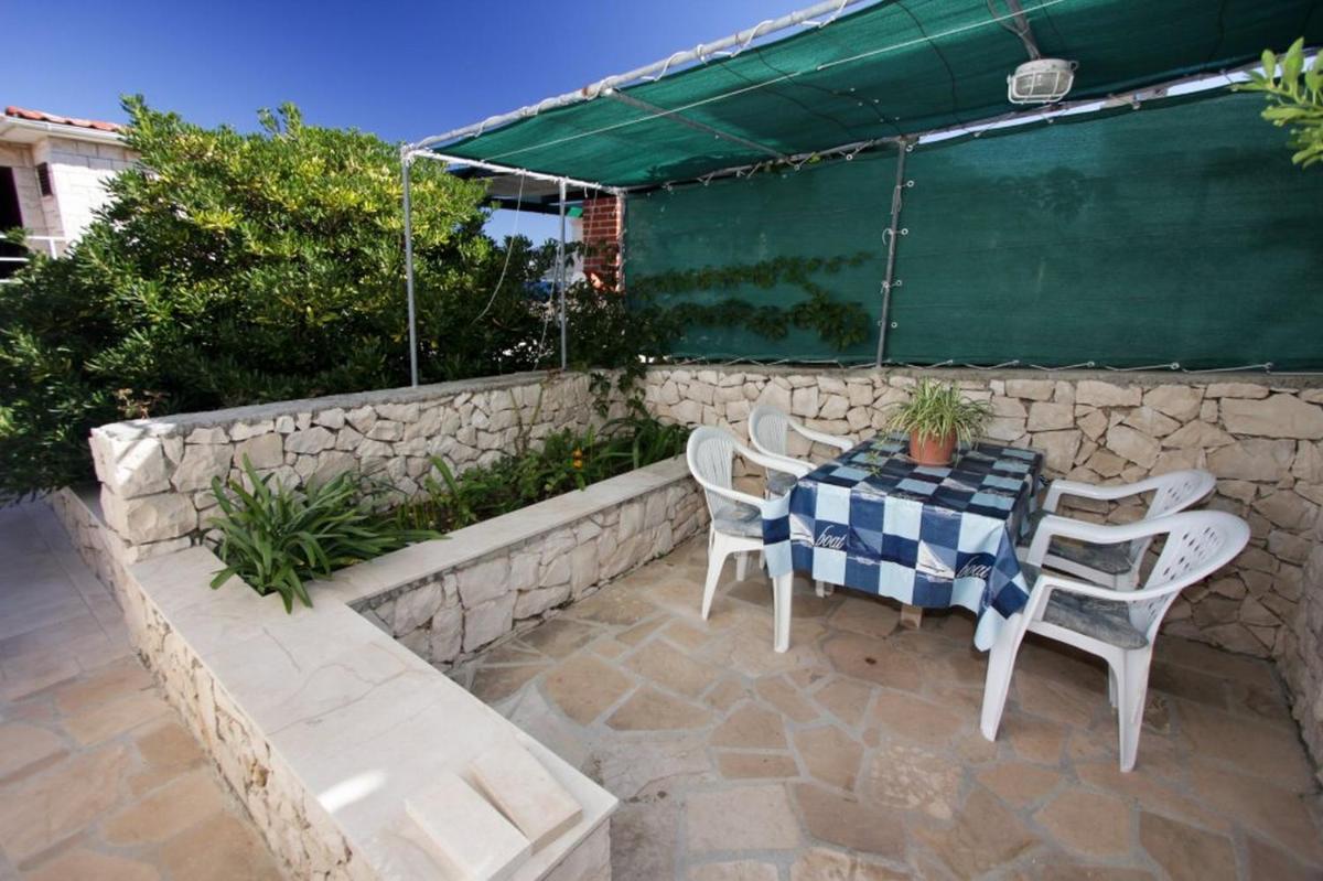 Apartment with Terrace photo 2