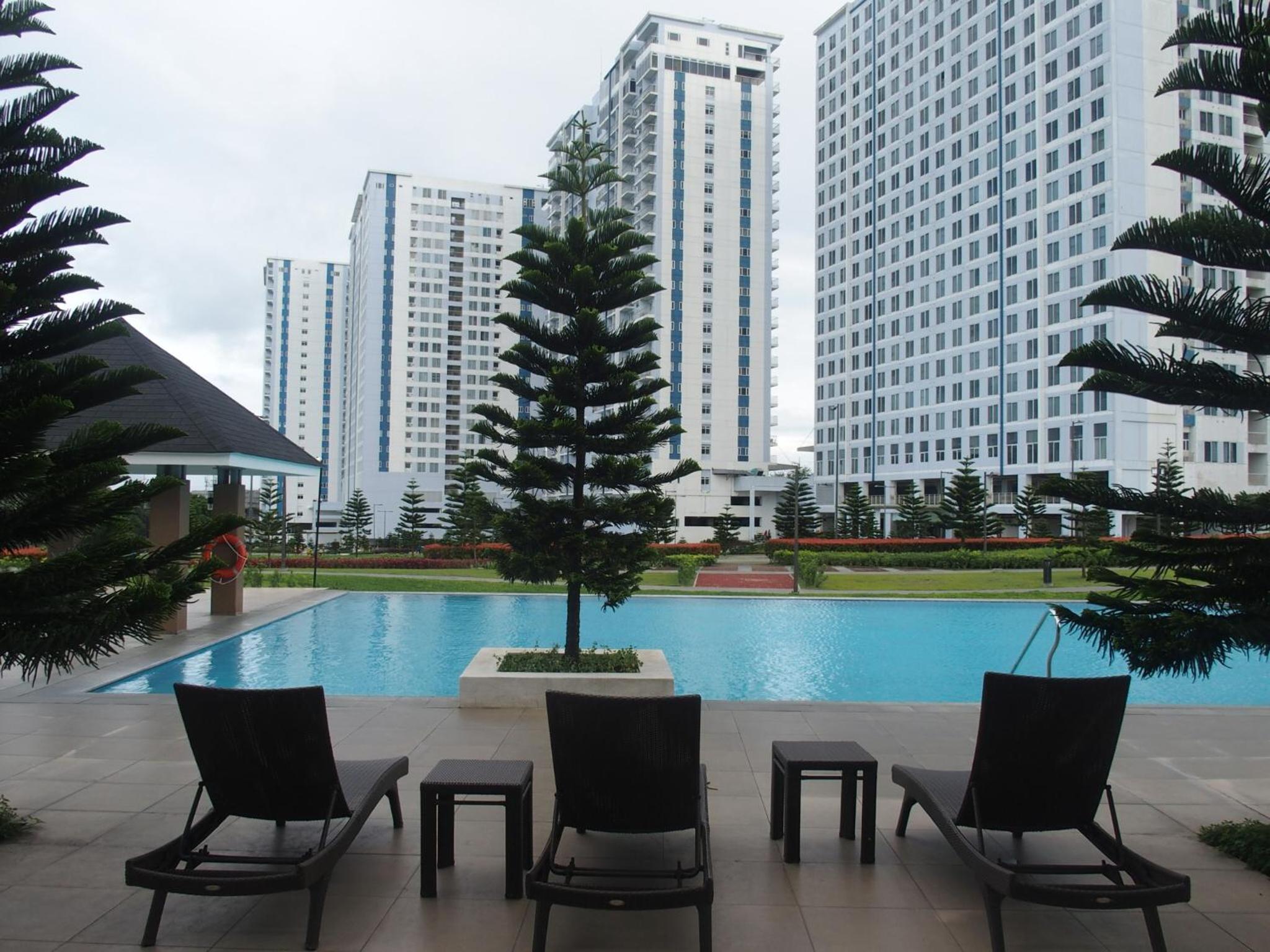 Apartment with Lake View - Photo 14