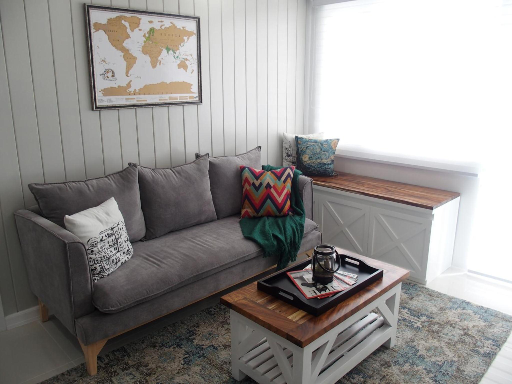 Apartment with Lake View - Photo 1