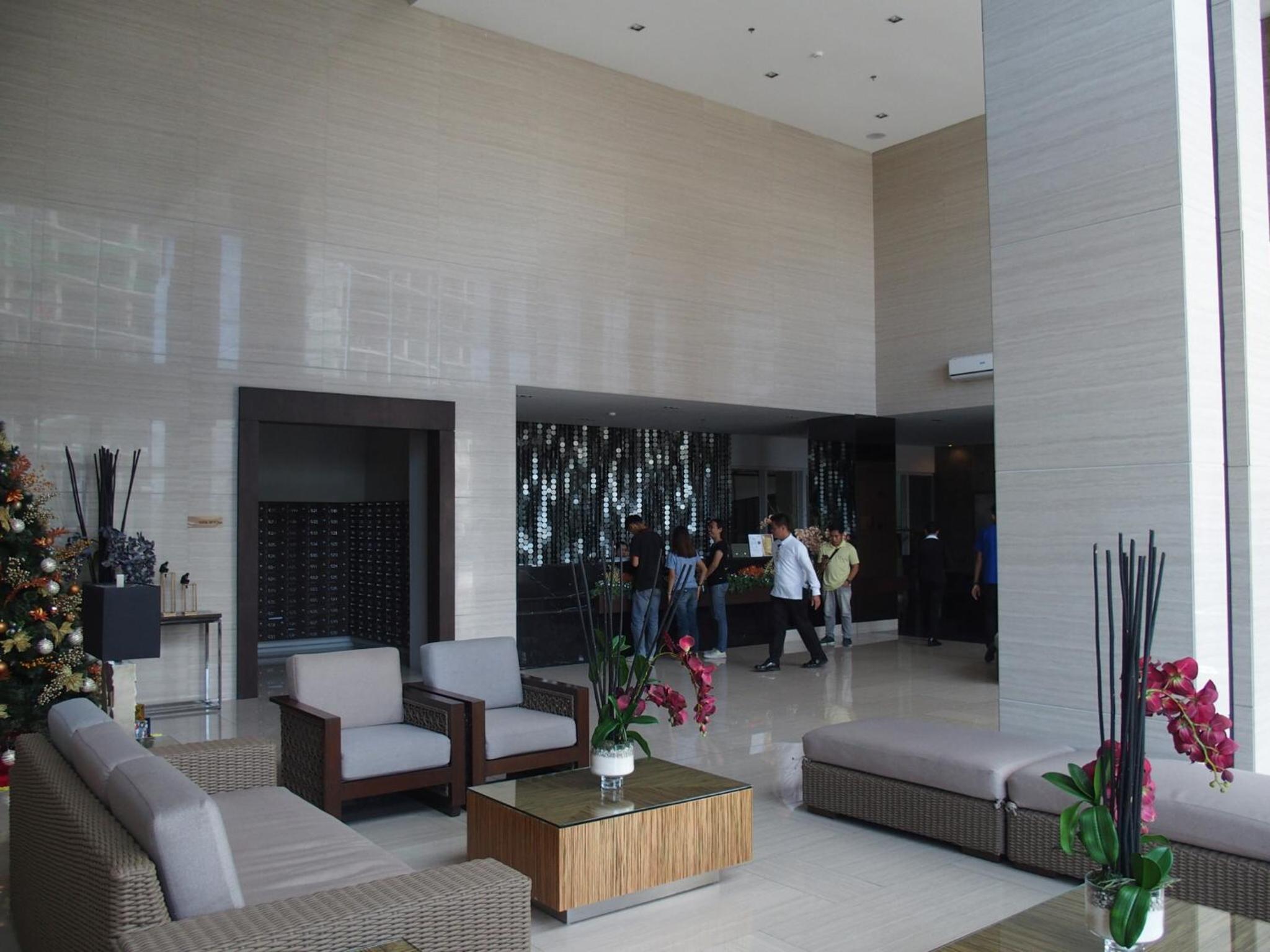 Apartment with Lake View - Photo 6