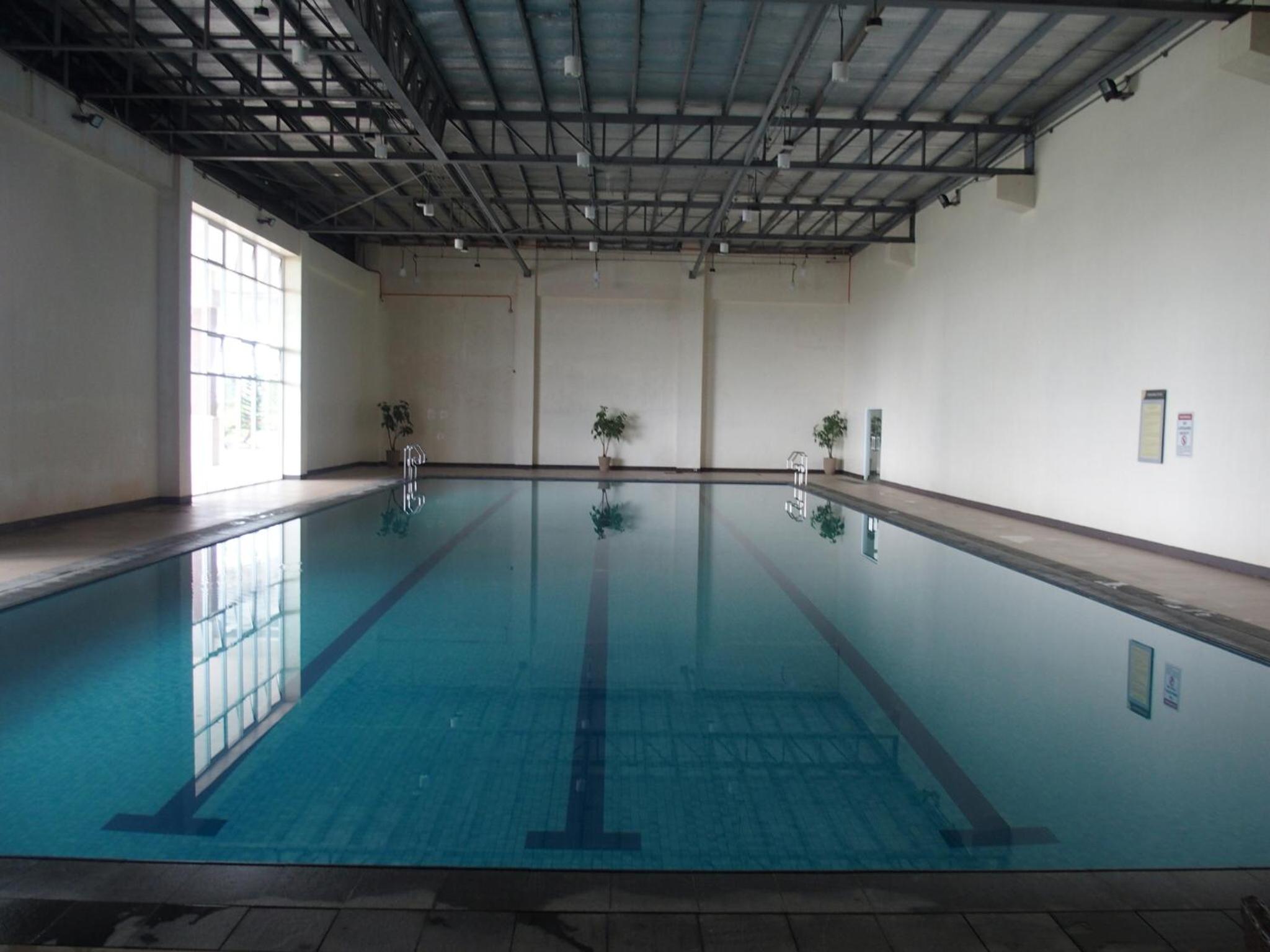 Apartment with Lake View - Photo 20