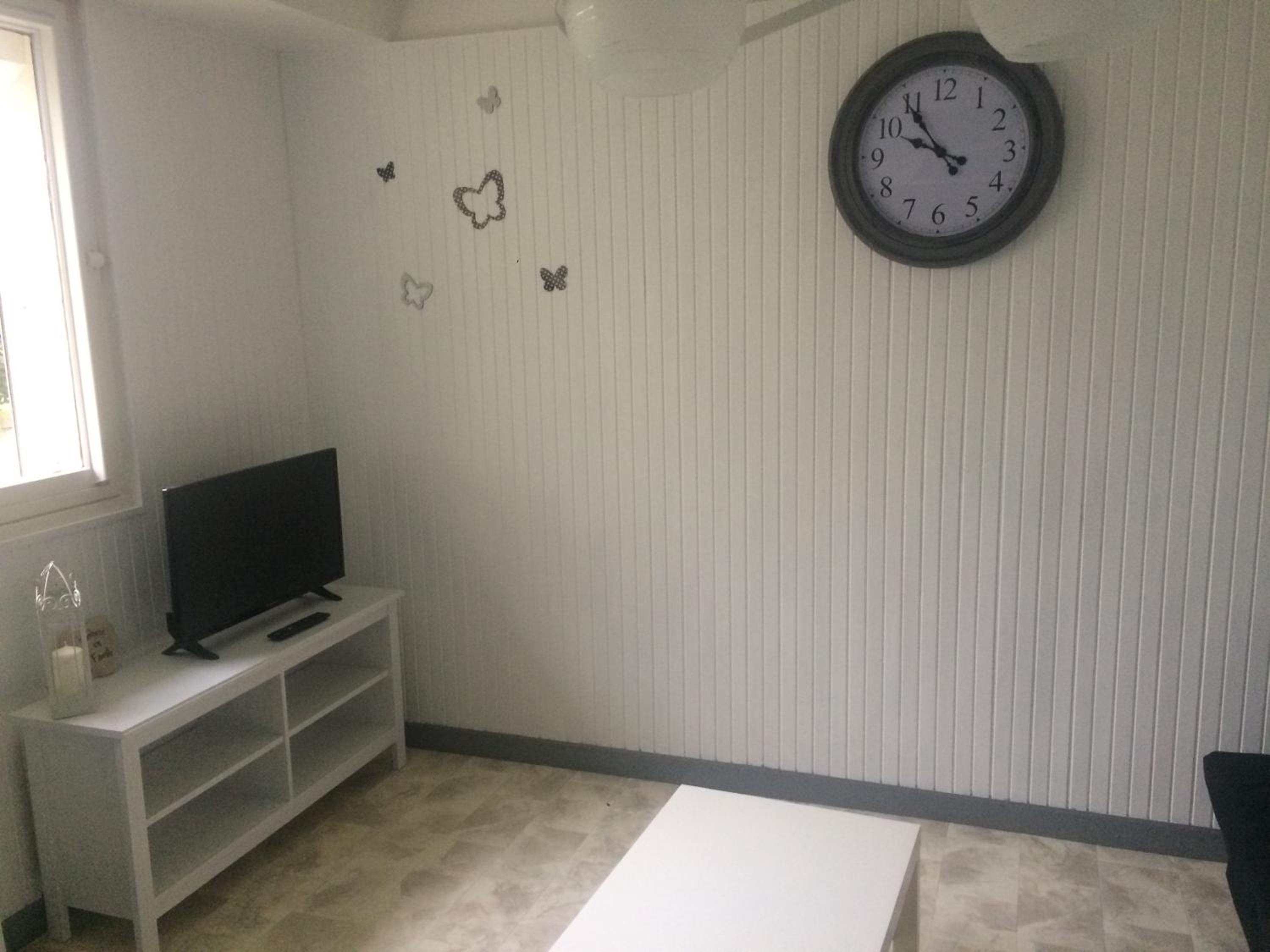 Apartment with Garden View photo 2