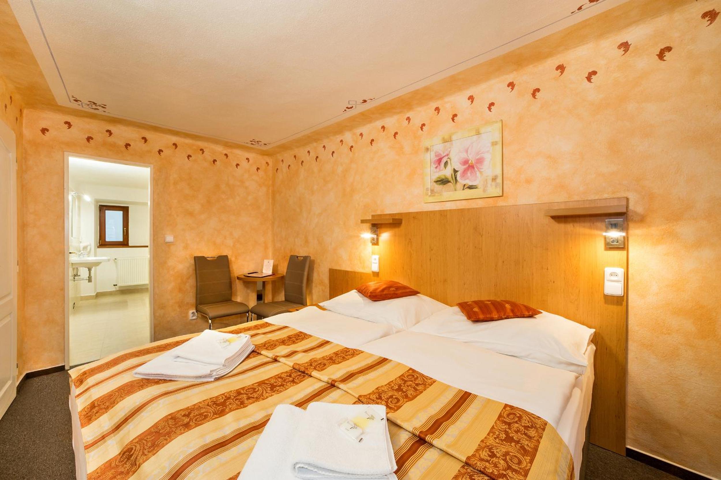 Classic Double Room