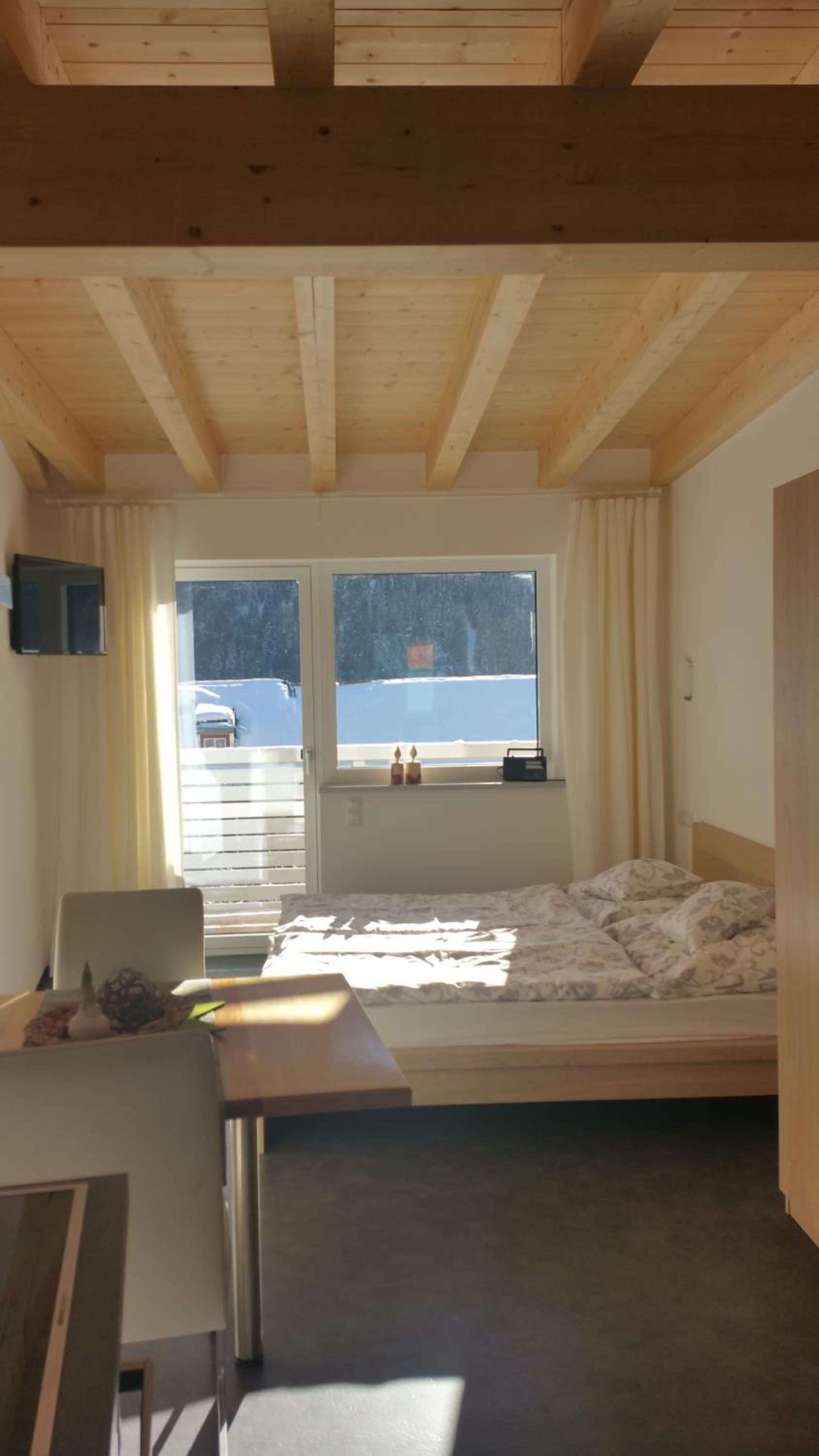 Apartment with Balcony photo 1