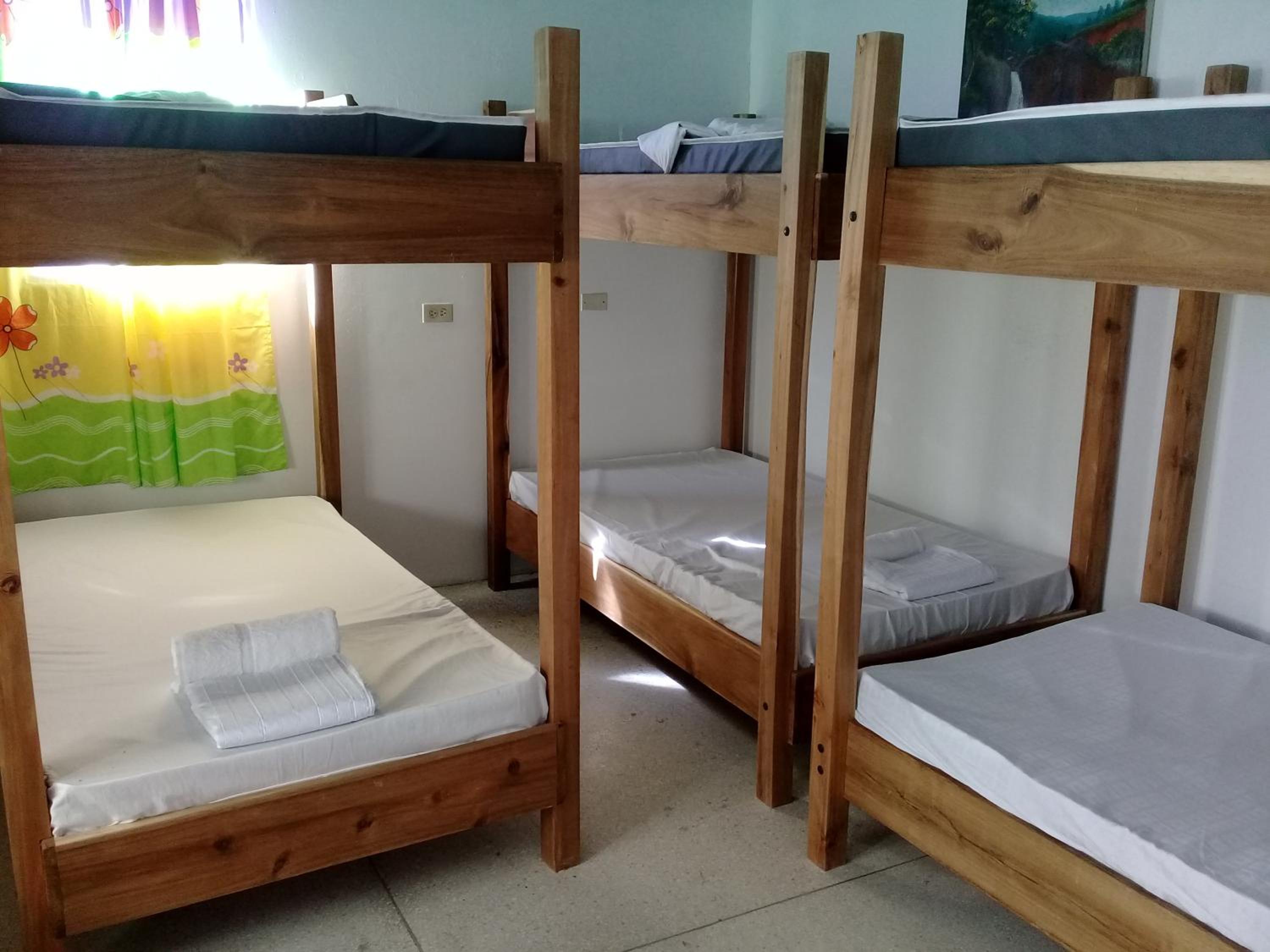 6-Bed Male Dormitory Room photo 3